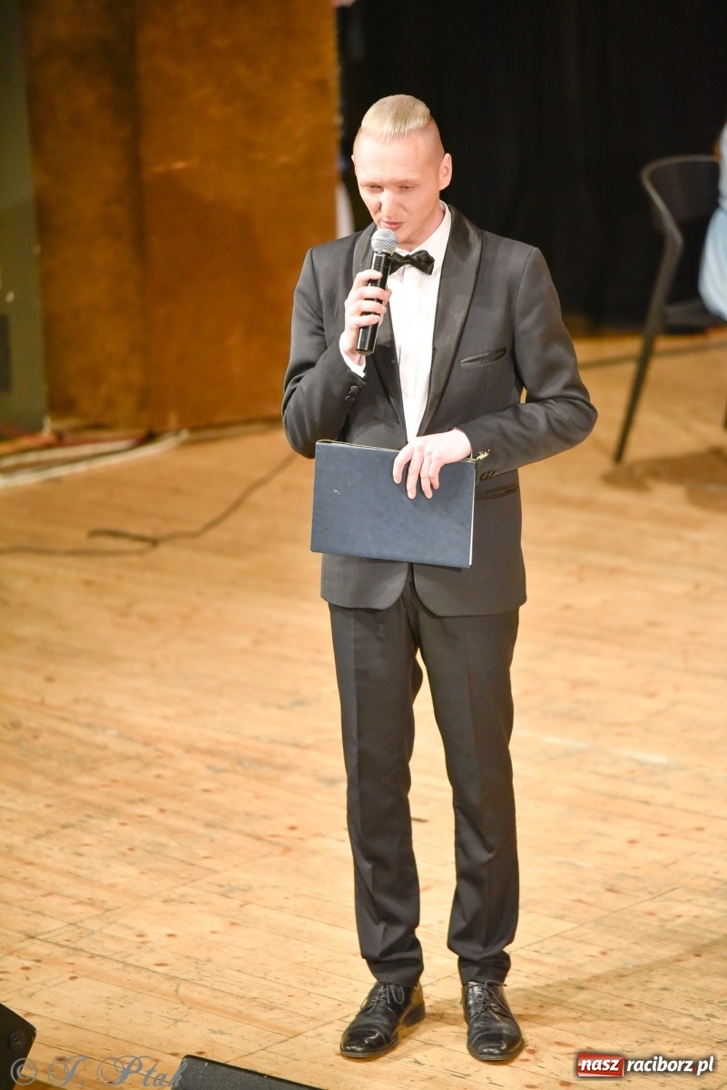 Zdjęcie w galerii na portalu naszraciborz.pl: Johann Strauss Show. RCK w karnawałowym klimacie wiadomości z regionu