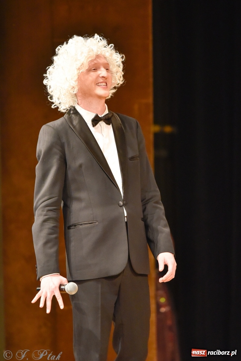 Zdjęcie w galerii na portalu naszraciborz.pl: Johann Strauss Show. RCK w karnawałowym klimacie wiadomości z regionu