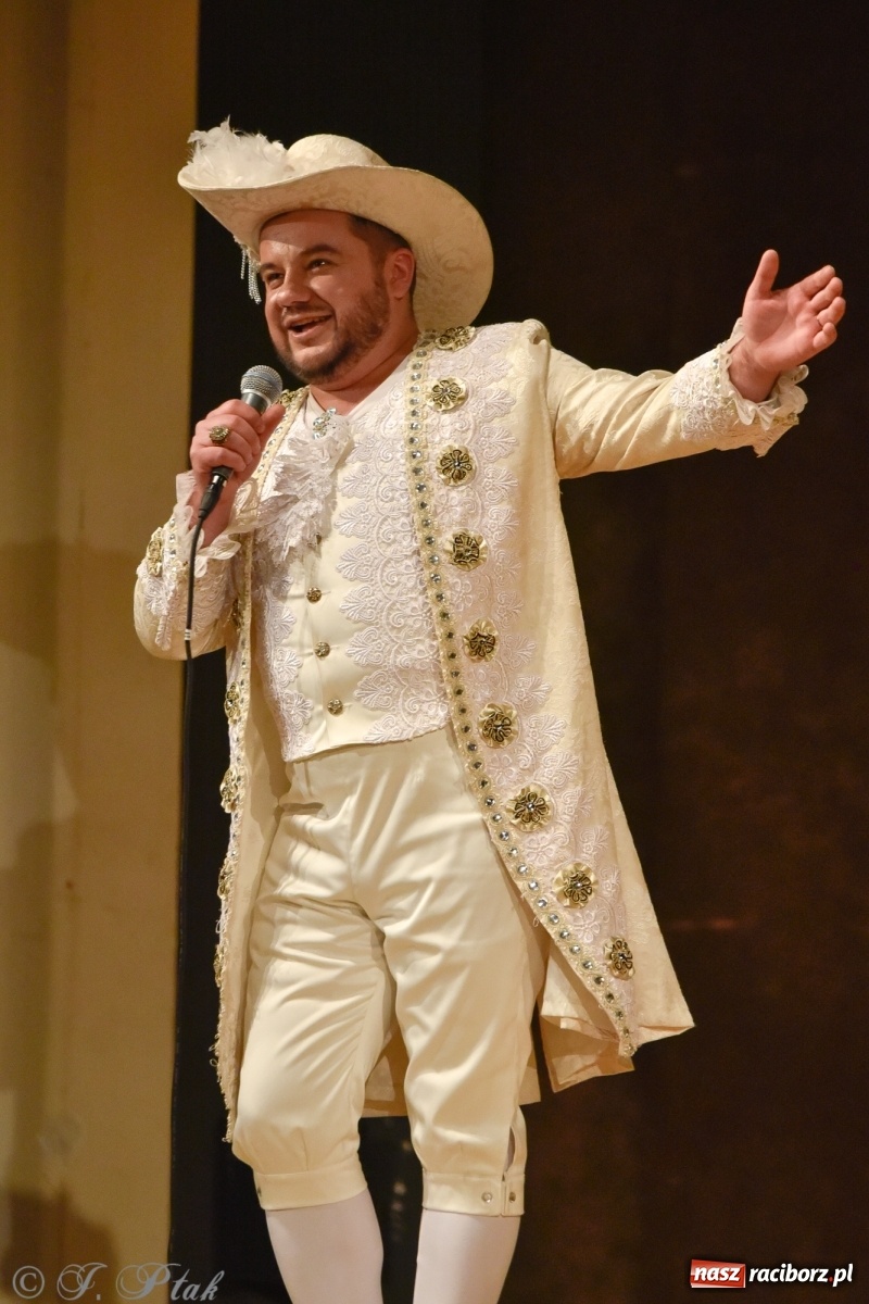 Zdjęcie w galerii na portalu naszraciborz.pl: Johann Strauss Show. RCK w karnawałowym klimacie wiadomości z regionu