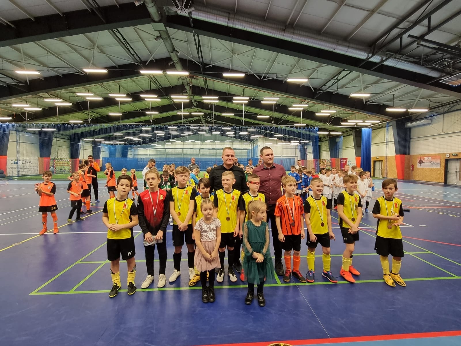 Zdjęcie w galerii na portalu naszraciborz.pl: Piłkarski turniej o puchar menadżera Akademii LKS Tworków [FOTO] wiadomości z regionu