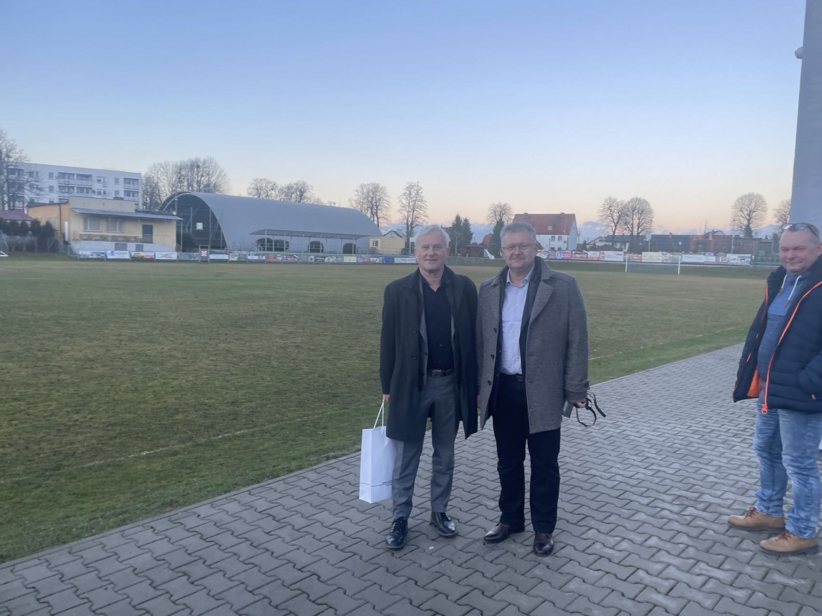 Zdjęcie w galerii na portalu naszraciborz.pl: Michał Listkiewicz gościem w Kolejarzu Chałupki wiadomości z regionu