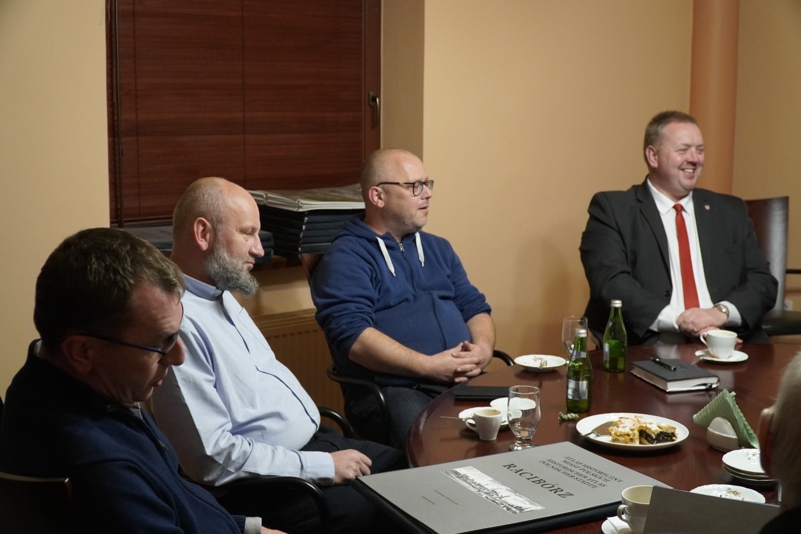 Zdjęcie w galerii na portalu naszraciborz.pl: Dawid Wacławczyk: rok w urzędzie, czyli czy było warto wchodzić do samorządu? wiadomości z regionu