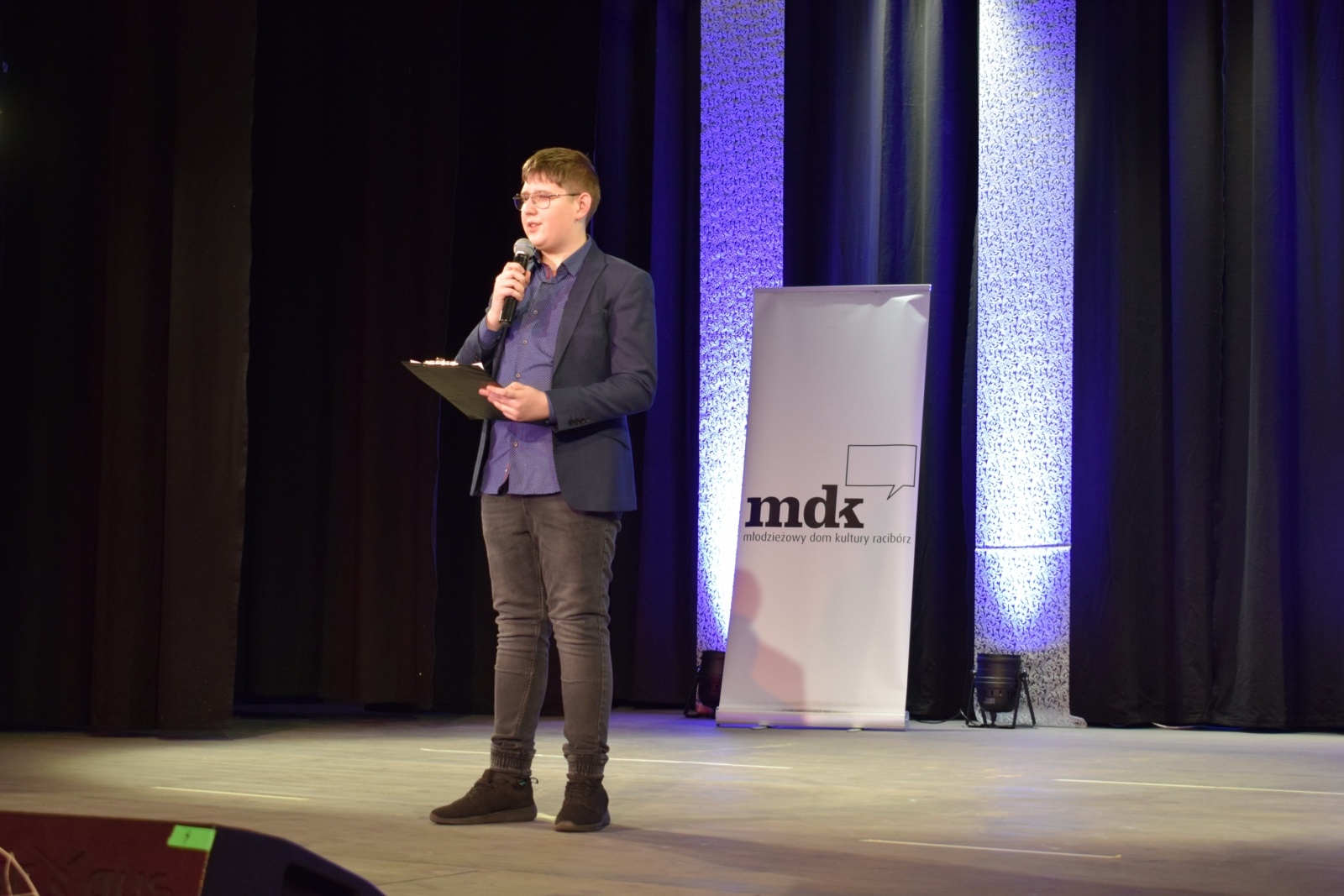 Zdjęcie w galerii na portalu naszraciborz.pl: Wychowankowie MDK wystąpili dla babć i dziadków wiadomości z regionu