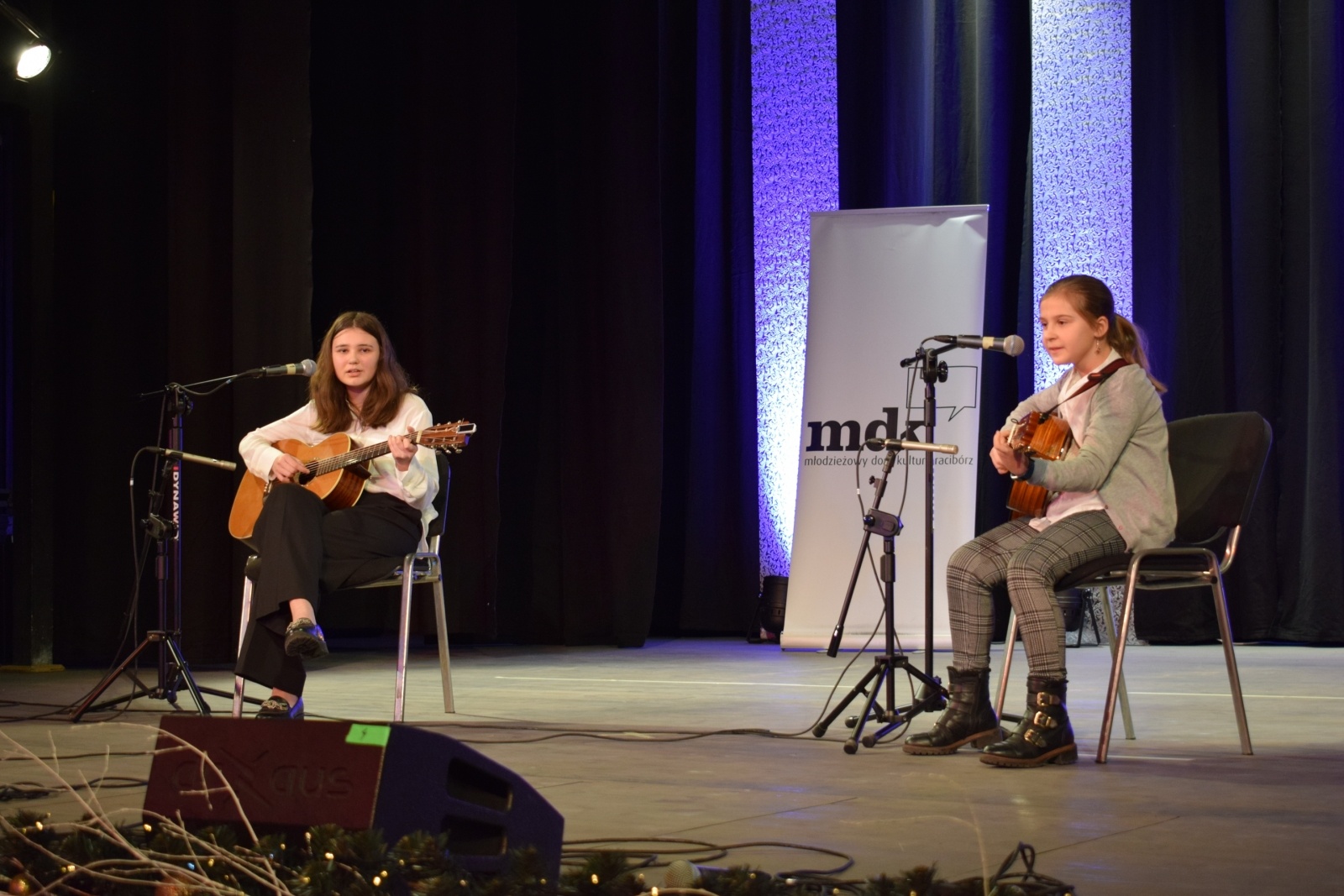 Zdjęcie w galerii na portalu naszraciborz.pl: Wychowankowie MDK wystąpili dla babć i dziadków wiadomości z regionu