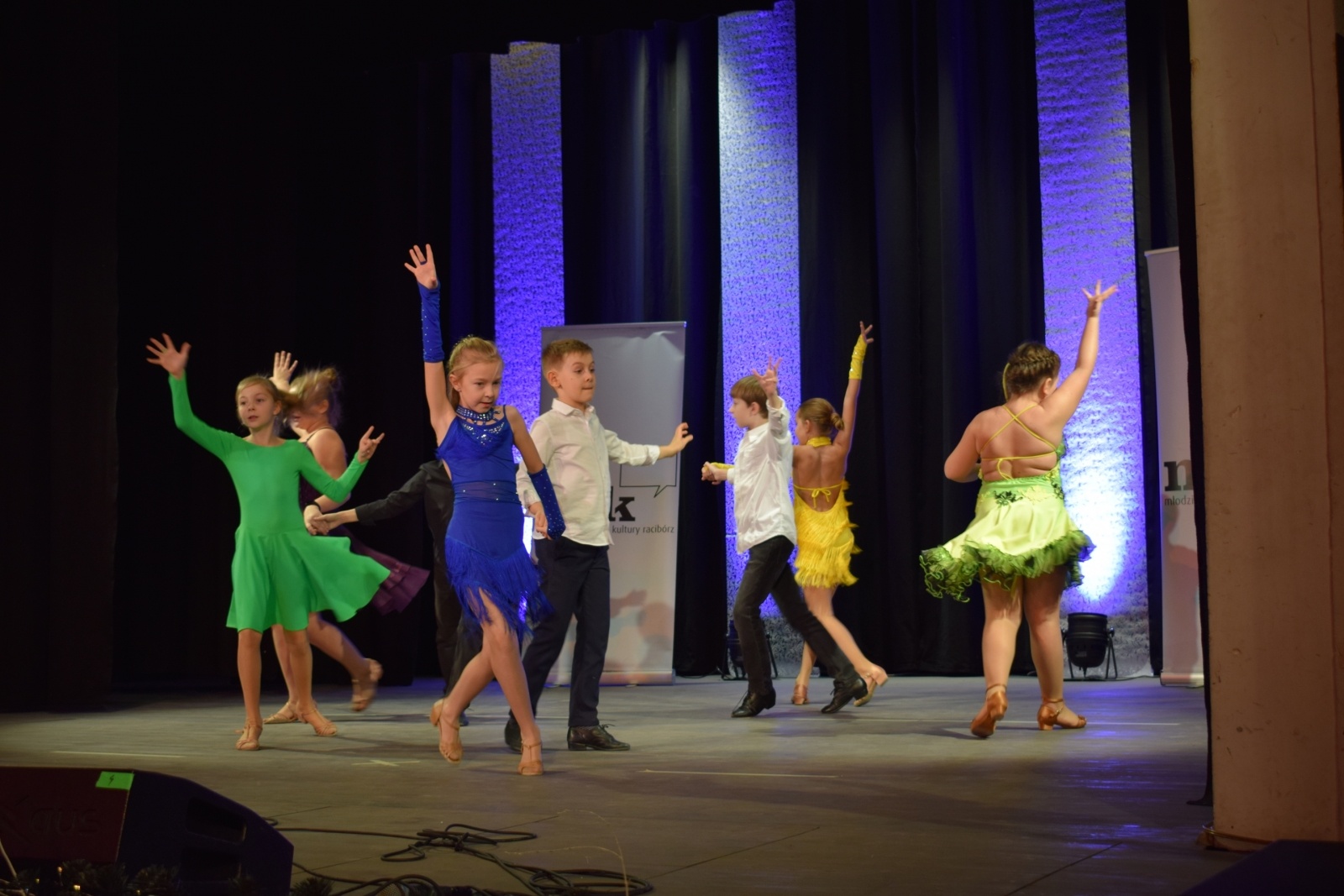 Zdjęcie w galerii na portalu naszraciborz.pl: Wychowankowie MDK wystąpili dla babć i dziadków wiadomości z regionu