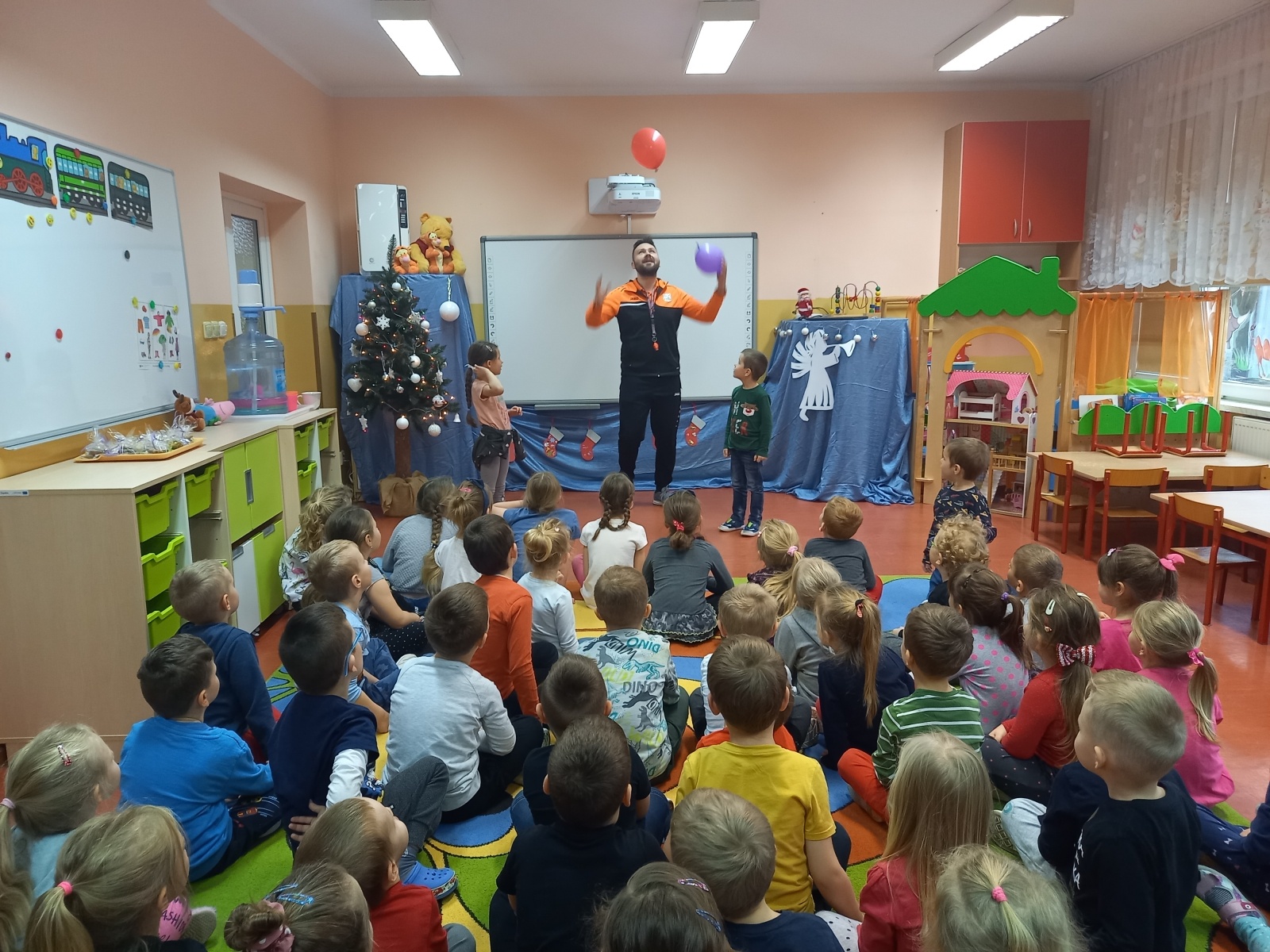 Zdjęcie w galerii na portalu naszraciborz.pl: Maluch w formie, czyli klub i przedszkole łączą siły wiadomości z regionu