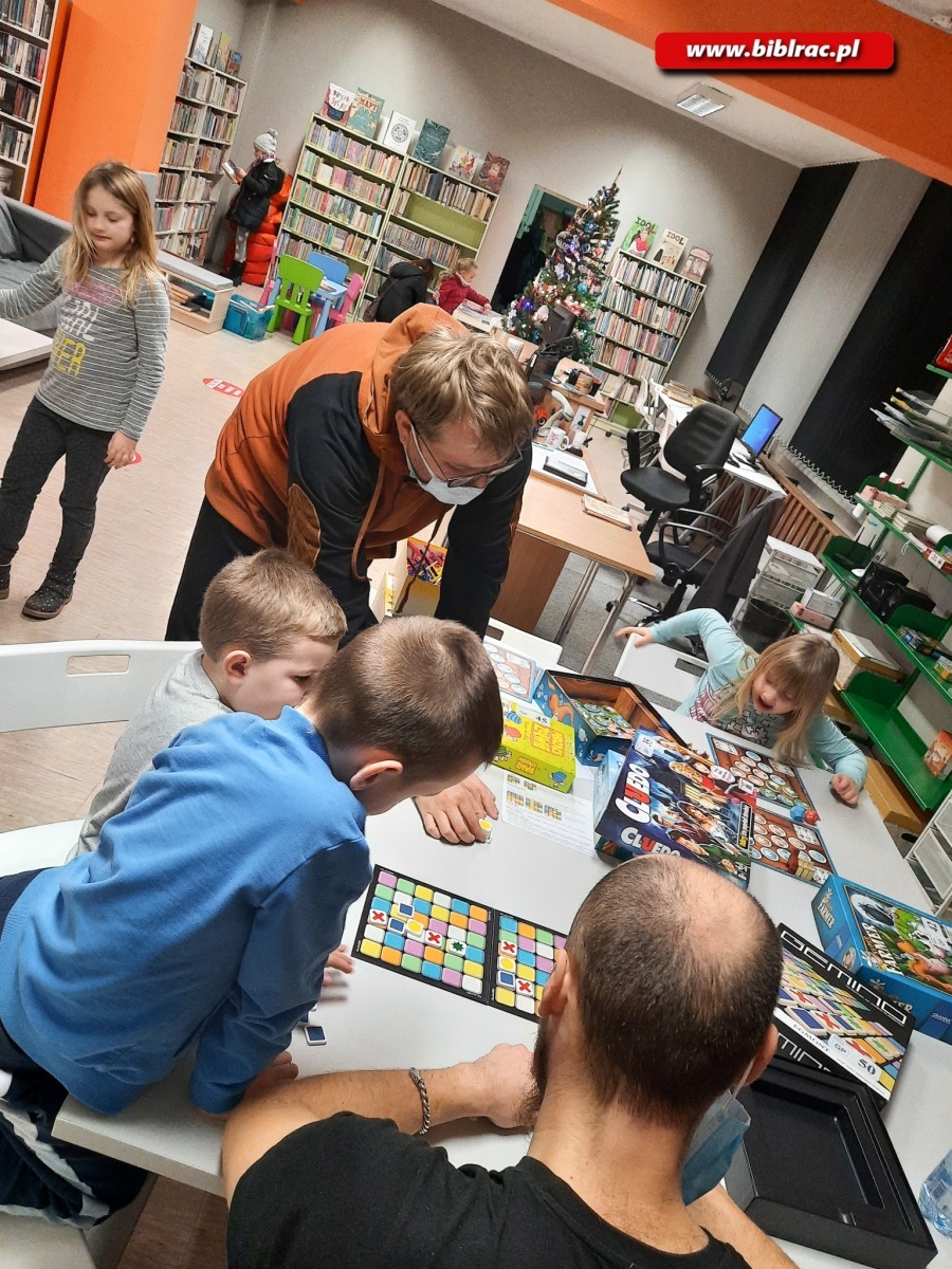 Zdjęcie w galerii na portalu naszraciborz.pl: Biblioteka otwiera kolejne kluby gier planszowych wiadomości z regionu