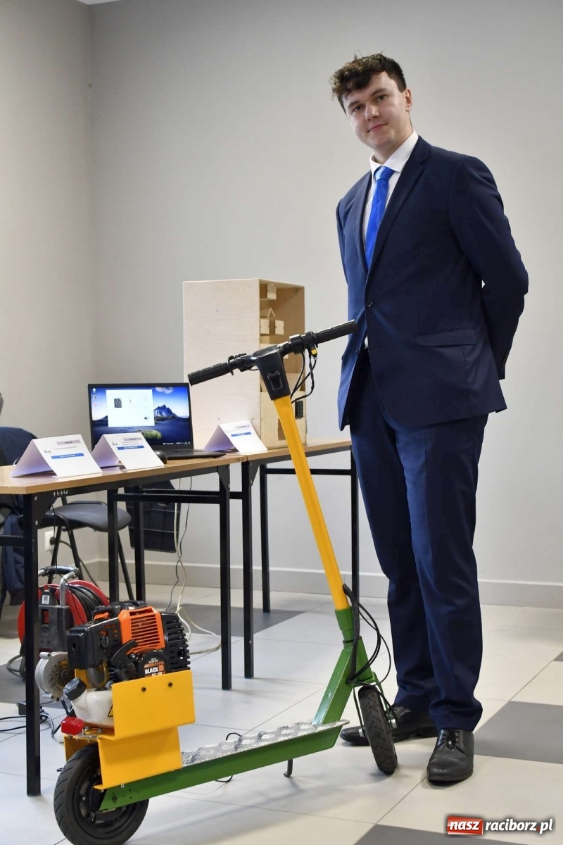 Zdjęcie w galerii na portalu naszraciborz.pl: Przegląd projektów inżynierskich w raciborskiej PWSZ [FOTO i WIDEO] wiadomości z regionu