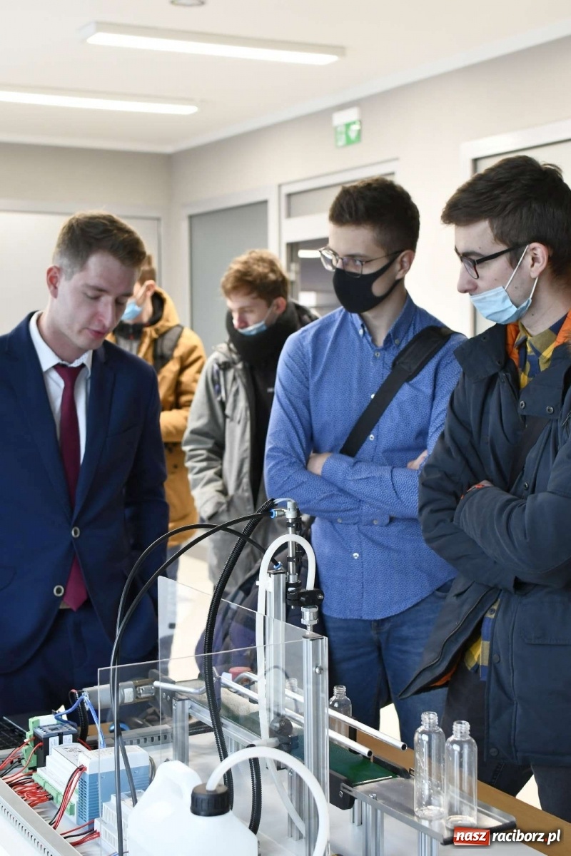Zdjęcie w galerii na portalu naszraciborz.pl: Przegląd projektów inżynierskich w raciborskiej PWSZ [FOTO i WIDEO] wiadomości z regionu