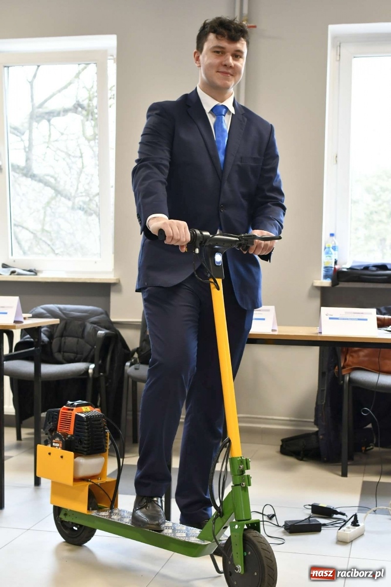 Zdjęcie w galerii na portalu naszraciborz.pl: Przegląd projektów inżynierskich w raciborskiej PWSZ [FOTO i WIDEO] wiadomości z regionu