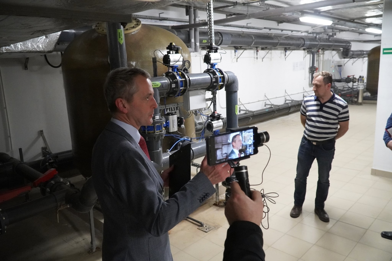 Zdjęcie w galerii na portalu naszraciborz.pl: Plan kontroli i zejście pod nieckę. Radni w H2Ostróg wiadomości z regionu