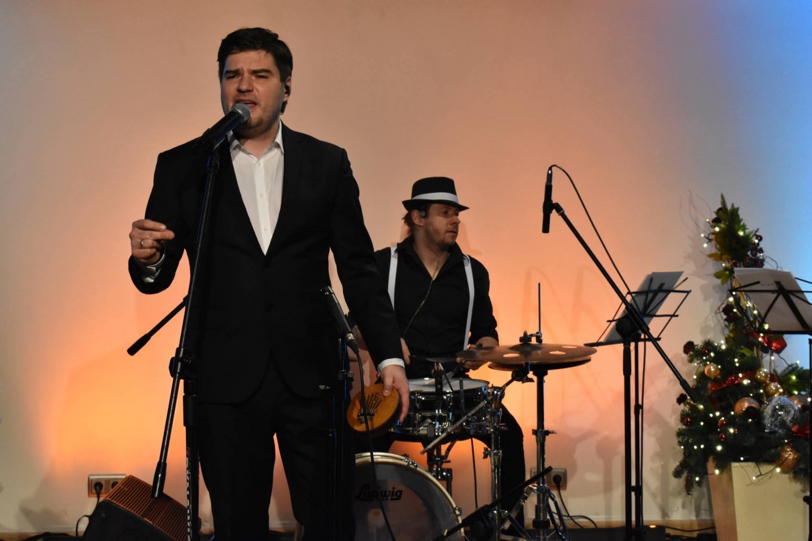 Zdjęcie w galerii na portalu naszraciborz.pl: Cóż bez miłości wart byłby świat [FOTO] wiadomości z regionu