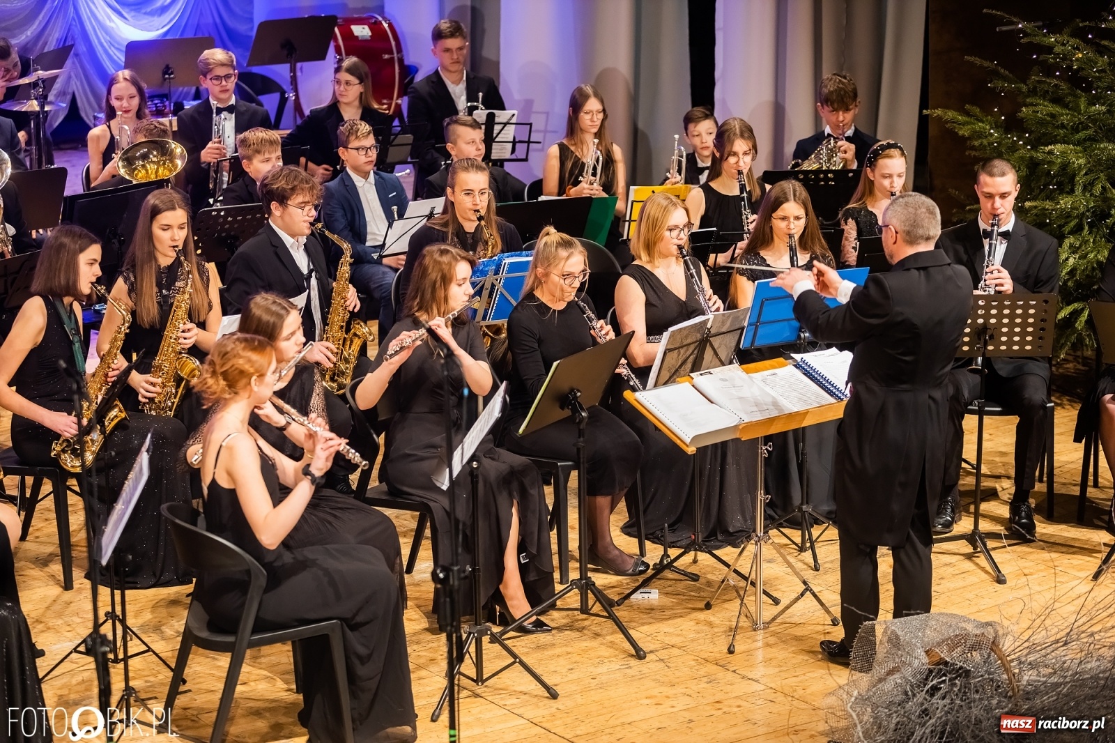 Zdjęcie w galerii na portalu naszraciborz.pl: Raciborski koncert noworoczny w RCK [FOTO i WIDEO] wiadomości z regionu