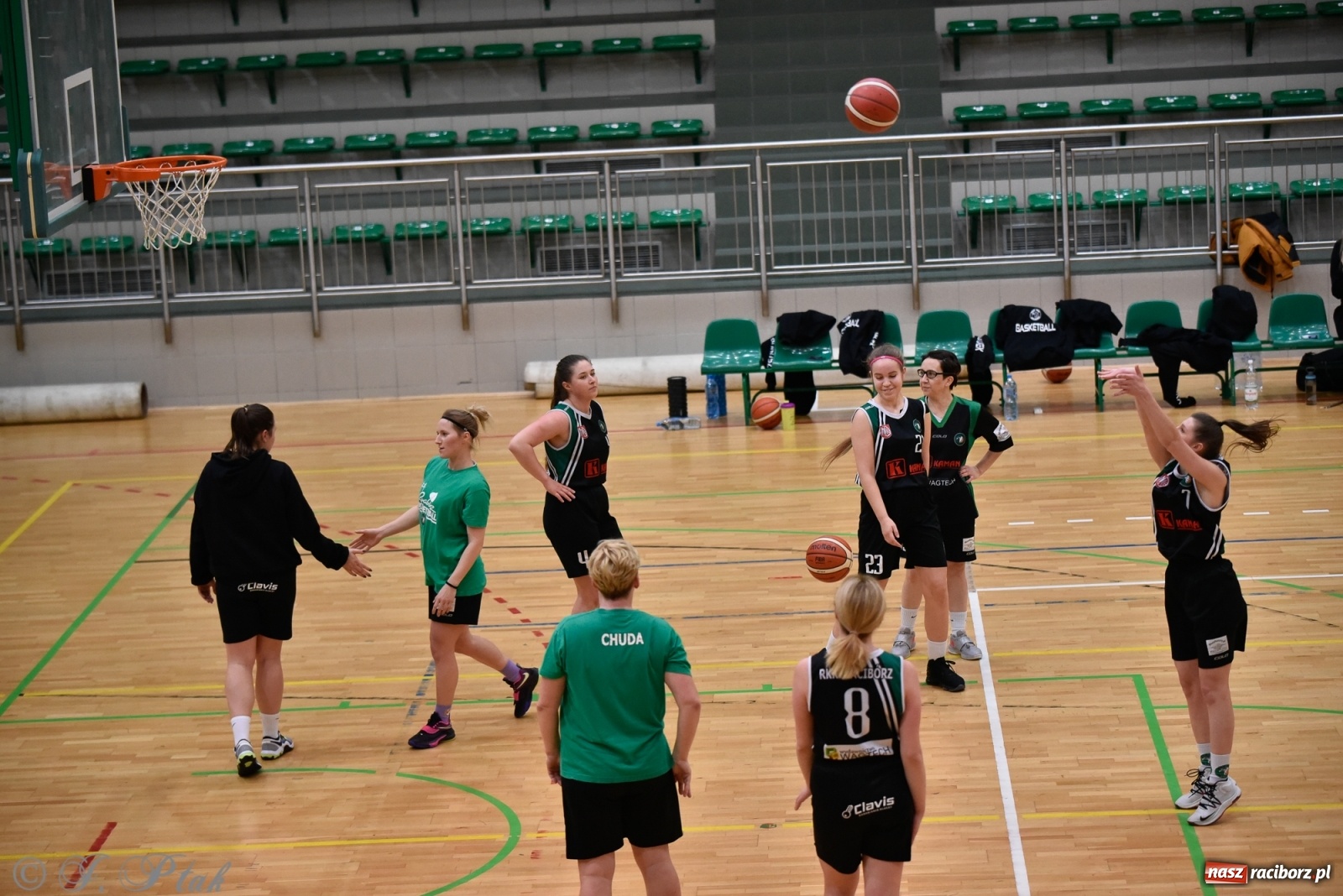 Zdjęcie w galerii na portalu naszraciborz.pl: Osłabione RKK nie sprostało Katowicom [FOTO] wiadomości z regionu