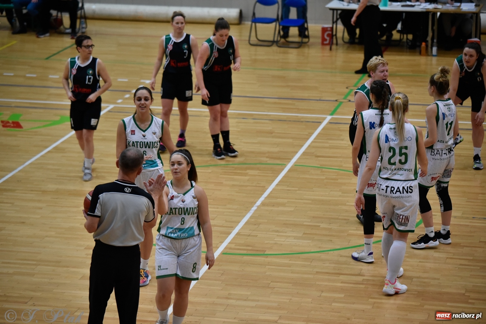 Zdjęcie w galerii na portalu naszraciborz.pl: Osłabione RKK nie sprostało Katowicom [FOTO] wiadomości z regionu