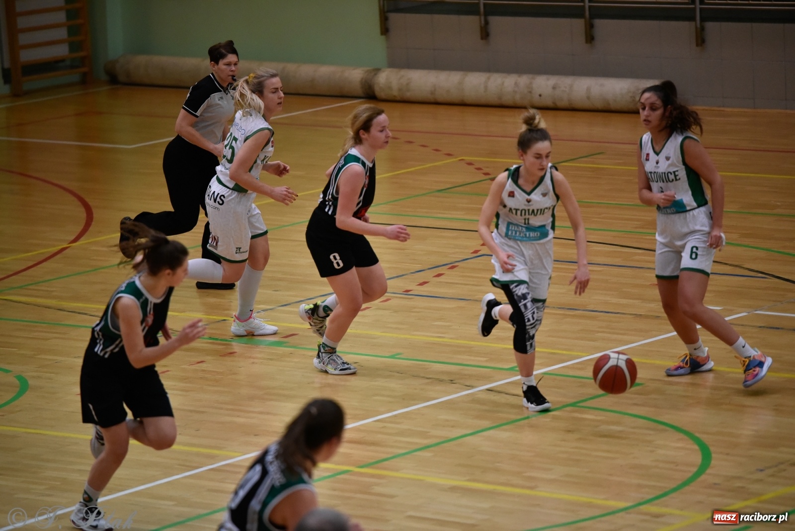 Zdjęcie w galerii na portalu naszraciborz.pl: Osłabione RKK nie sprostało Katowicom [FOTO] wiadomości z regionu