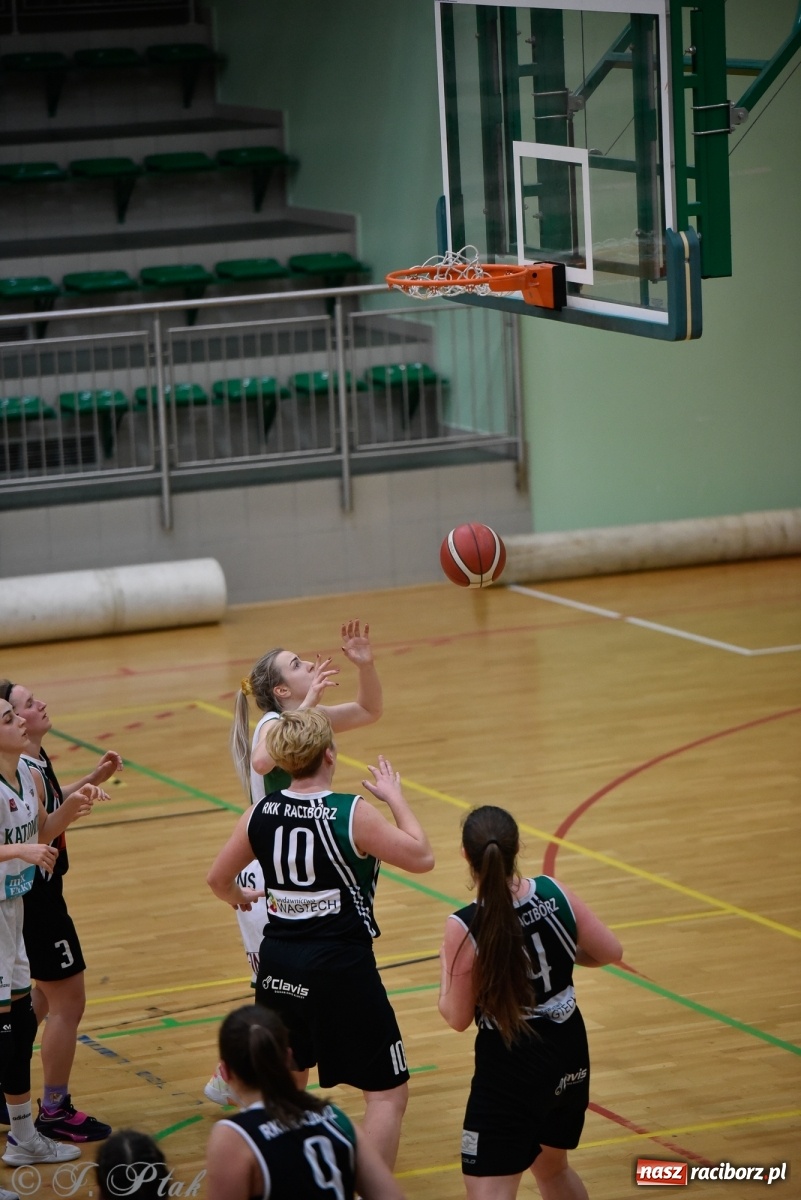 Zdjęcie w galerii na portalu naszraciborz.pl: Osłabione RKK nie sprostało Katowicom [FOTO] wiadomości z regionu