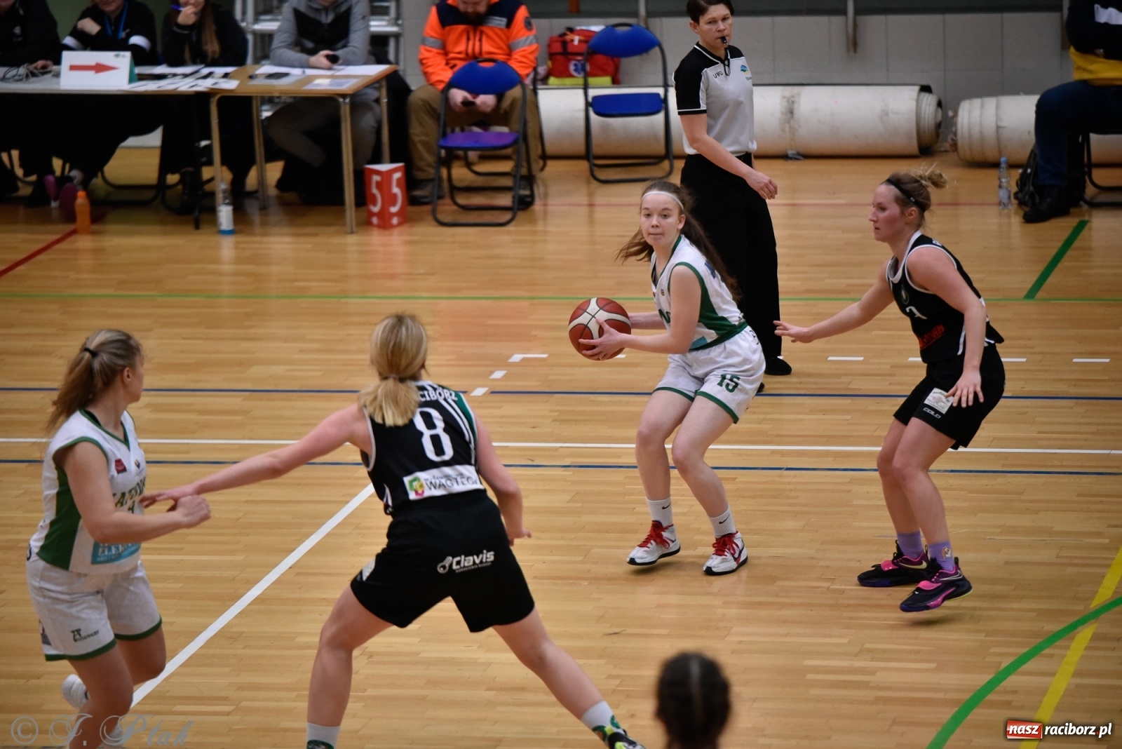 Zdjęcie w galerii na portalu naszraciborz.pl: Osłabione RKK nie sprostało Katowicom [FOTO] wiadomości z regionu