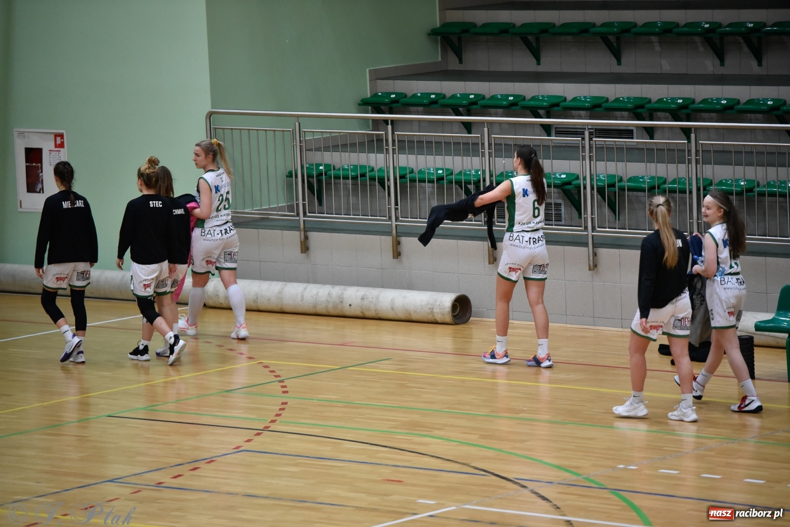 Zdjęcie w galerii na portalu naszraciborz.pl: Osłabione RKK nie sprostało Katowicom [FOTO] wiadomości z regionu