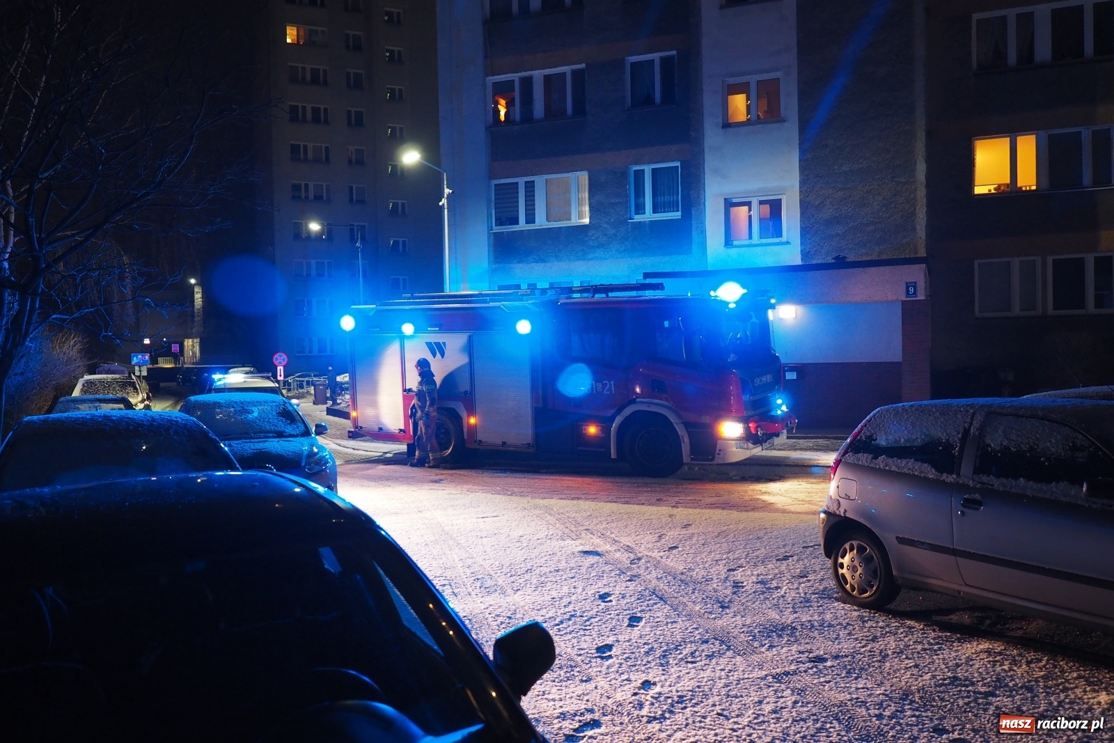 Zdjęcie w galerii na portalu naszraciborz.pl: Raport 998. Skoda i mercedes zderzyły się na Ogrodowej. 30-latka zatruła się czadem wiadomości z regionu