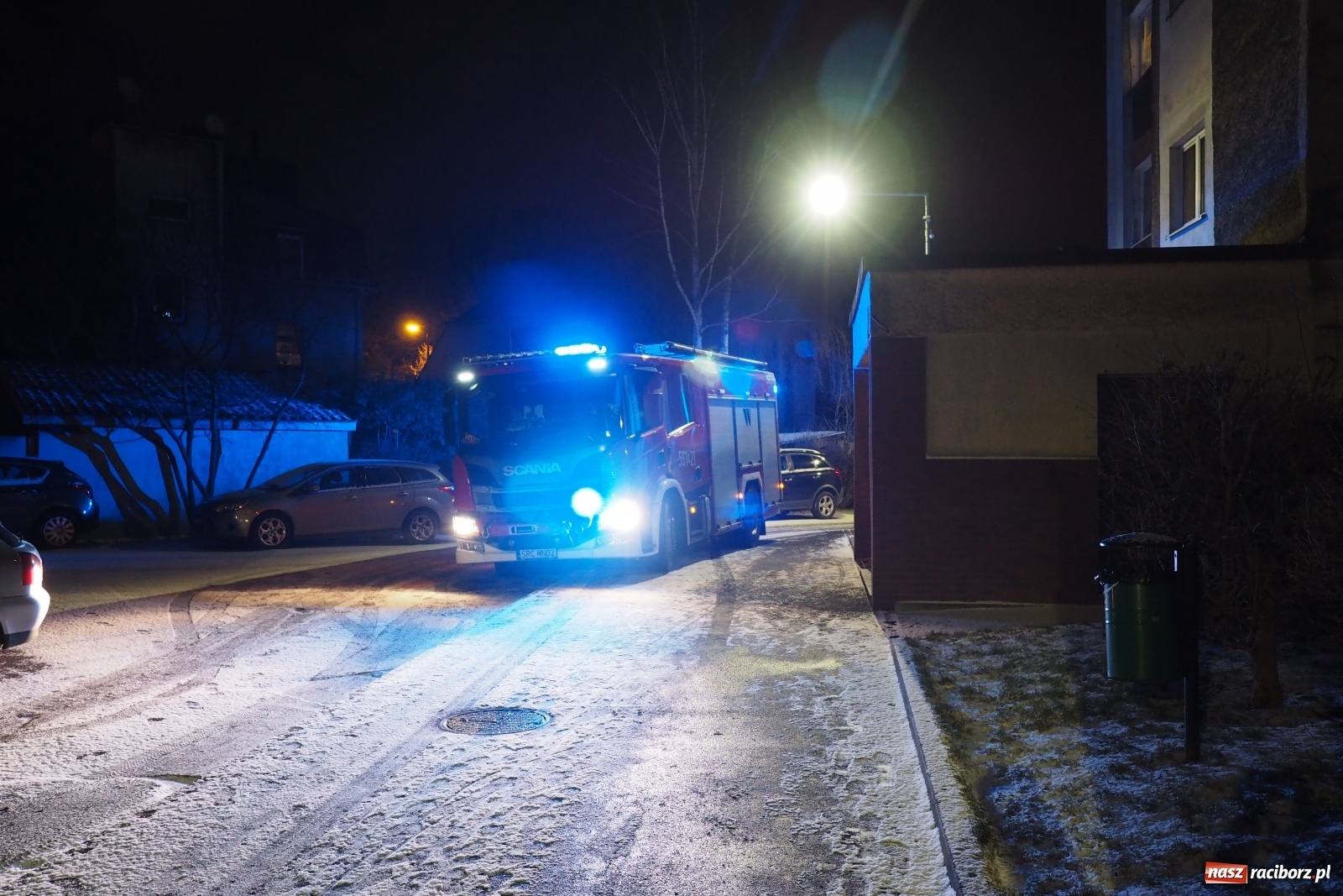 Zdjęcie w galerii na portalu naszraciborz.pl: Raport 998. Skoda i mercedes zderzyły się na Ogrodowej. 30-latka zatruła się czadem wiadomości z regionu