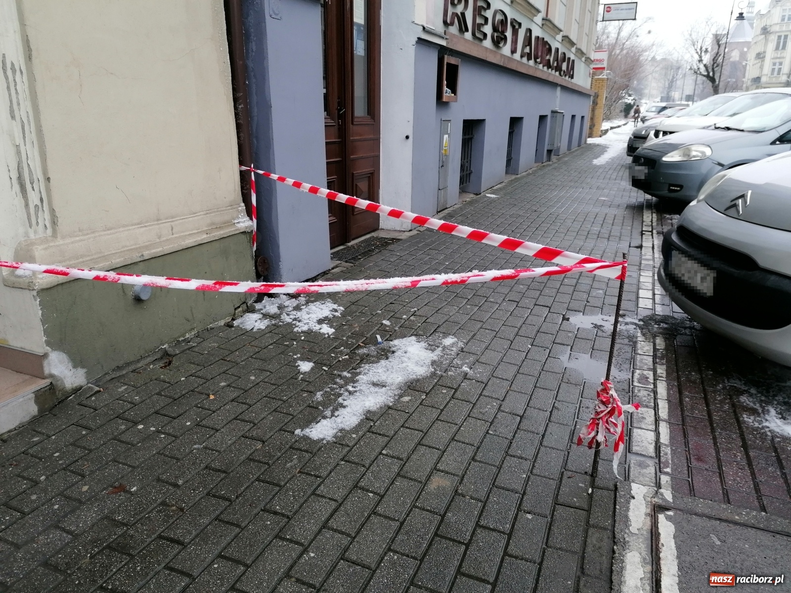 Zdjęcie w galerii na portalu naszraciborz.pl: Sople, spóźnieni drogowcy i czekanie na dokumentację wiadomości z regionu