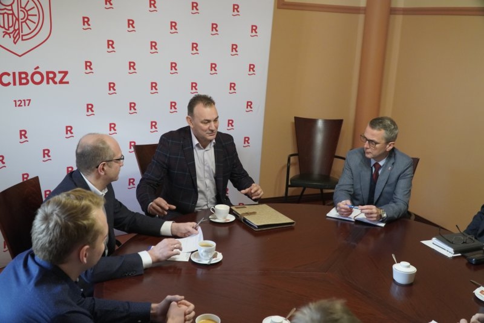 Zdjęcie w galerii na portalu naszraciborz.pl: Druga liga dla raciborskiej siatkówki. Pomoże Jastrzębski Węgiel wiadomości z regionu