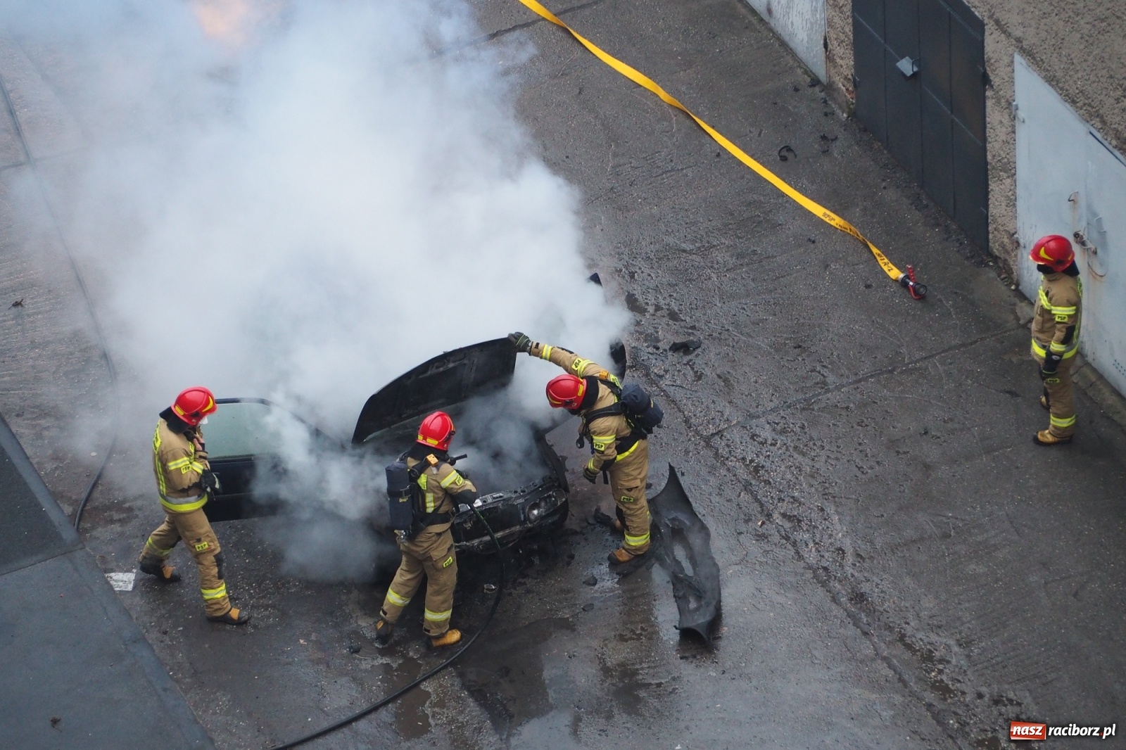Zdjęcie w galerii na portalu naszraciborz.pl: Fiesta w płomieniach na Katowickiej [FOTO] wiadomości z regionu
