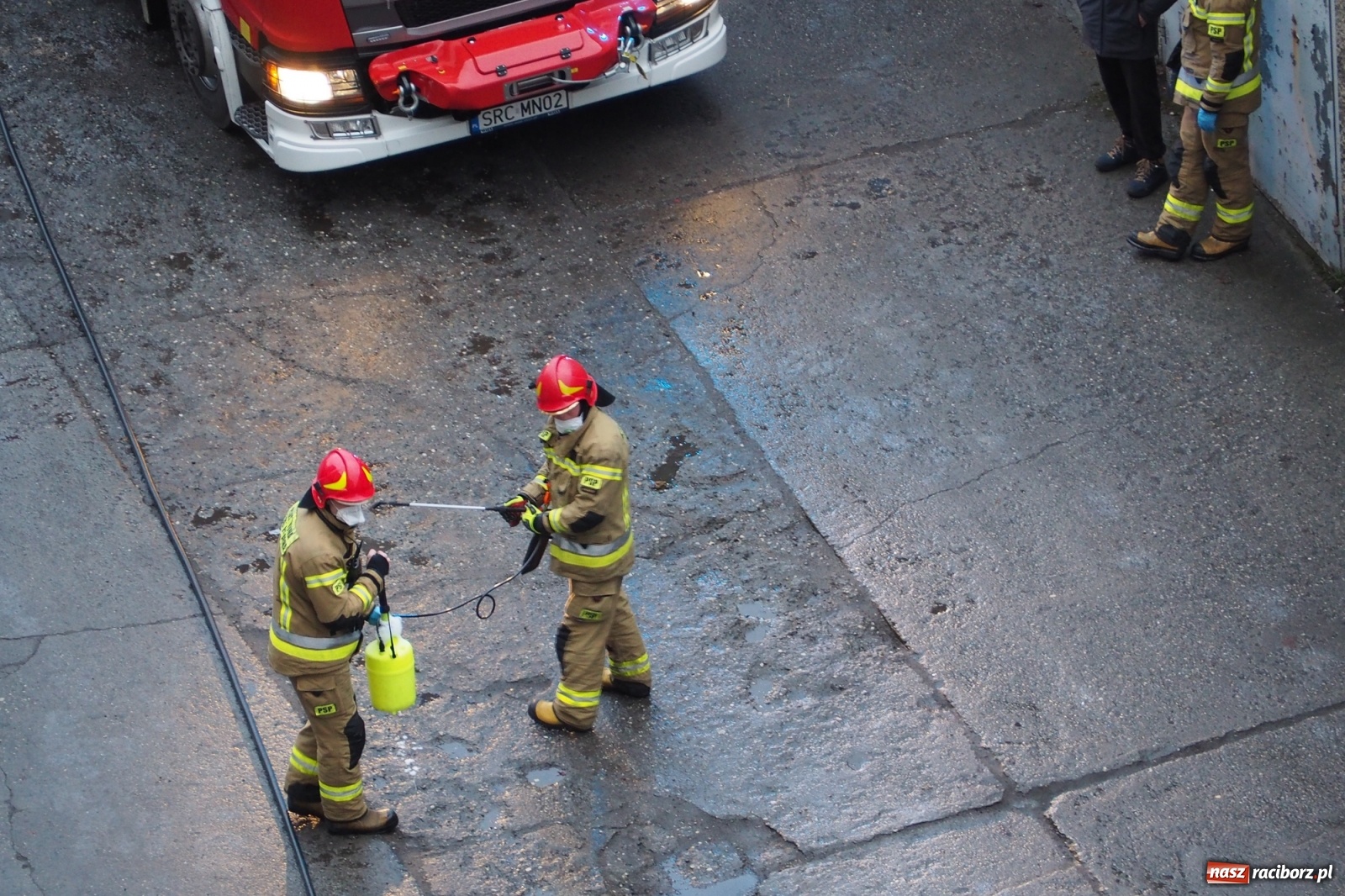 Zdjęcie w galerii na portalu naszraciborz.pl: Fiesta w płomieniach na Katowickiej [FOTO] wiadomości z regionu