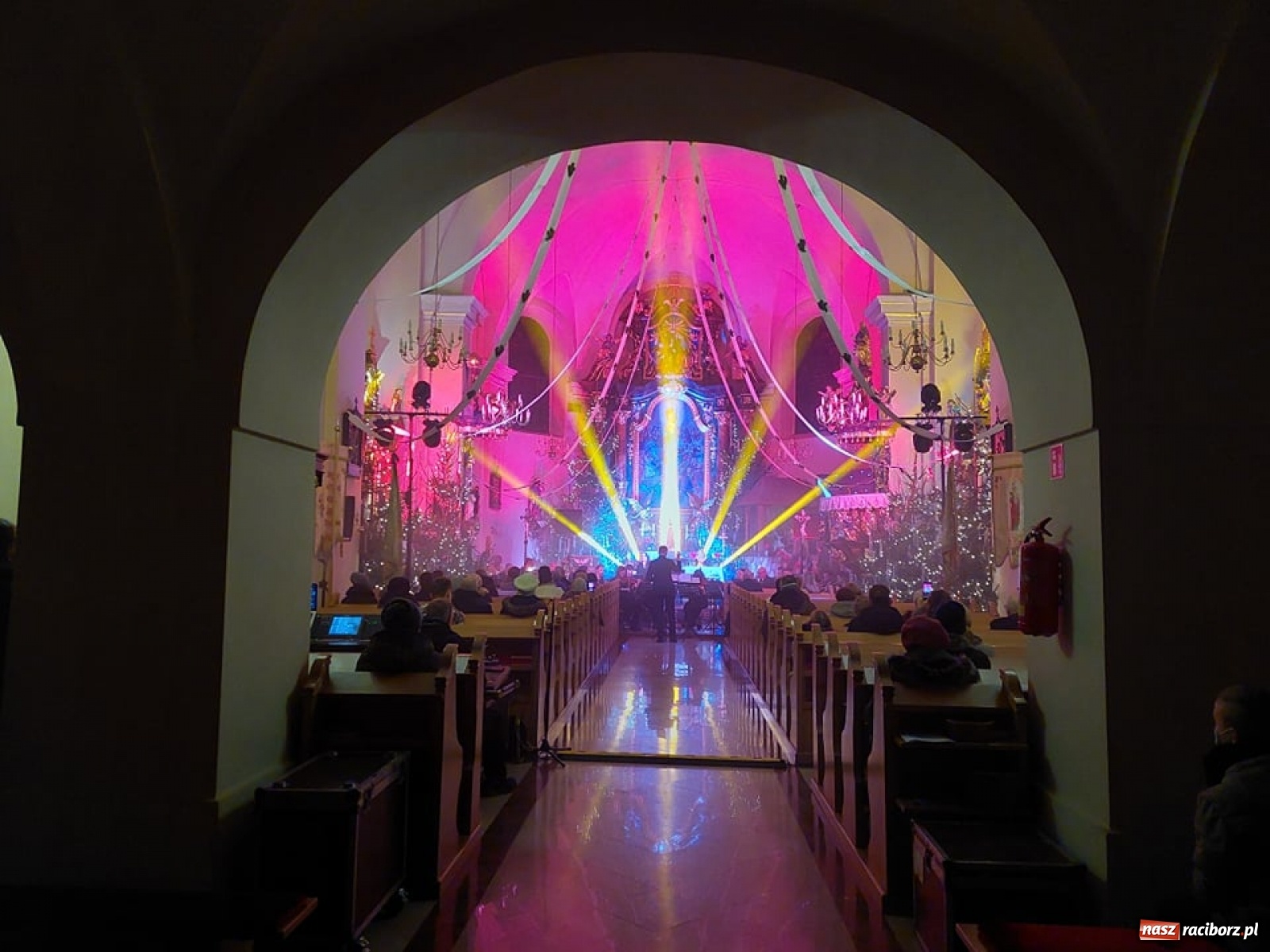 Zdjęcie w galerii na portalu naszraciborz.pl: Orkiestra JSW z kolędami w Bieńkowicach. Jutro w Brzeziu wiadomości z regionu