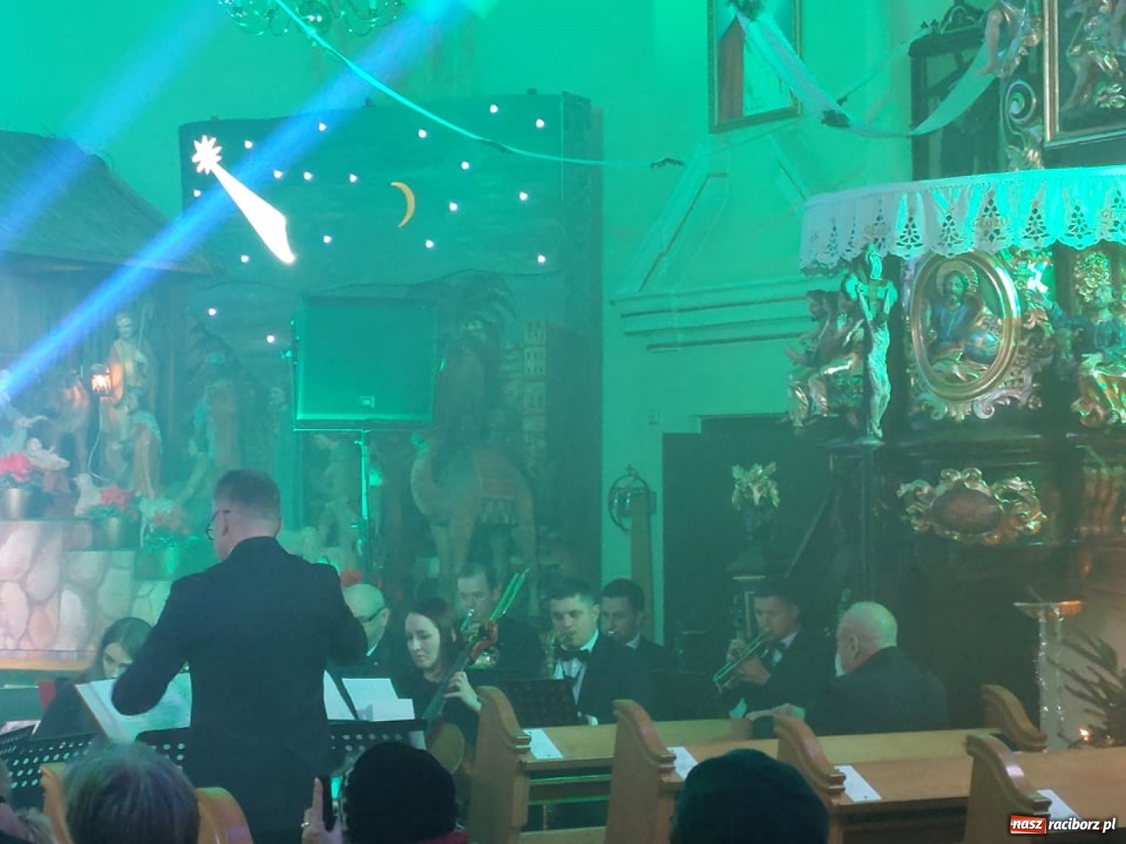 Zdjęcie w galerii na portalu naszraciborz.pl: Orkiestra JSW z kolędami w Bieńkowicach. Jutro w Brzeziu wiadomości z regionu