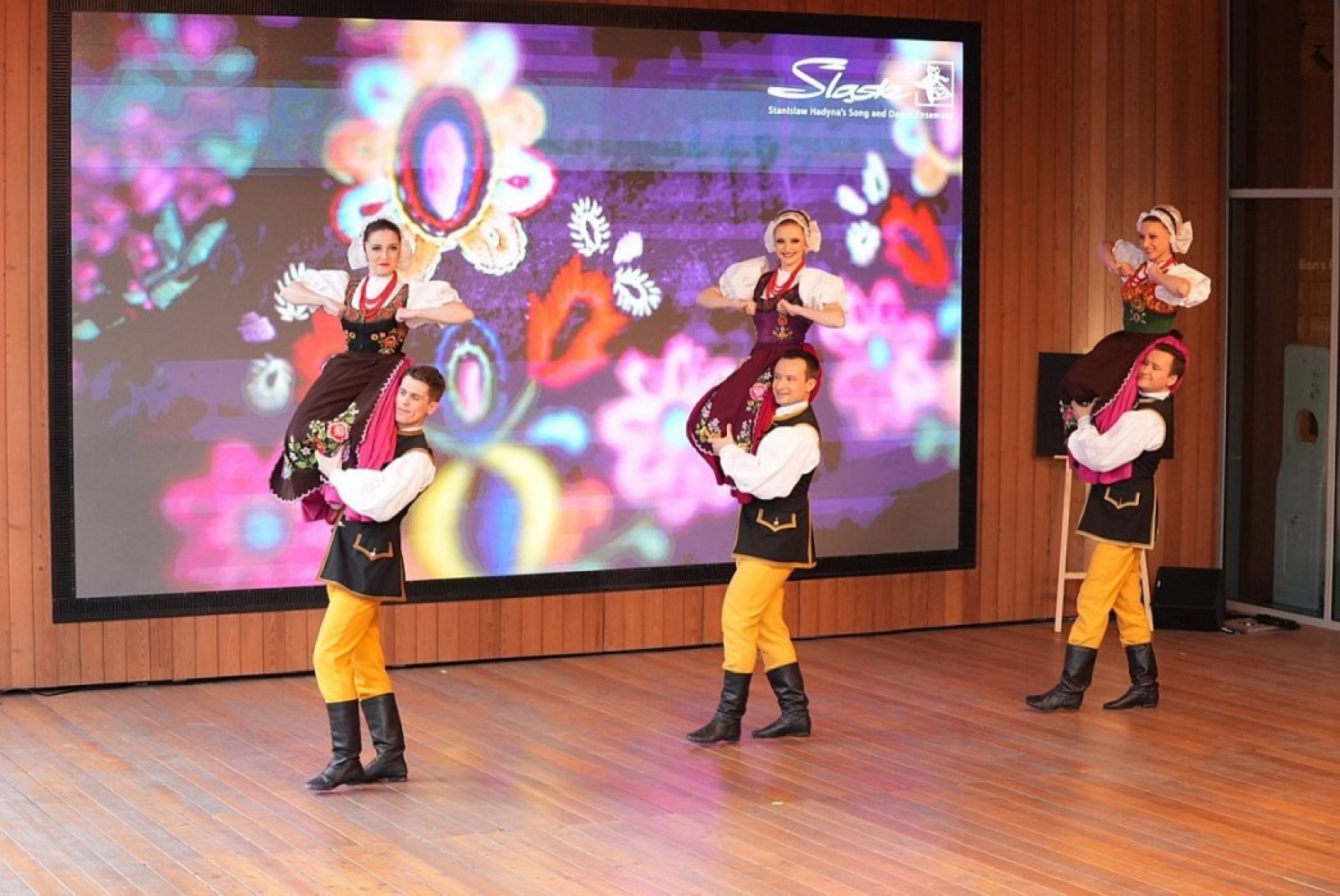 Zdjęcie w galerii na portalu naszraciborz.pl: Region możliwości. Tak Śląskie prezentuje się w Dubaju wiadomości z regionu