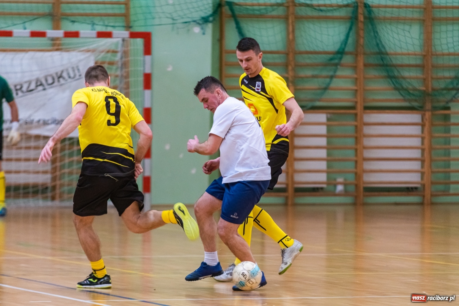 Zdjęcie w galerii na portalu naszraciborz.pl: V Memoriał im. Jana Staniendy. Sędziowie Podokręgu Racibórz znów najlepsi [FOTO] wiadomości z regionu