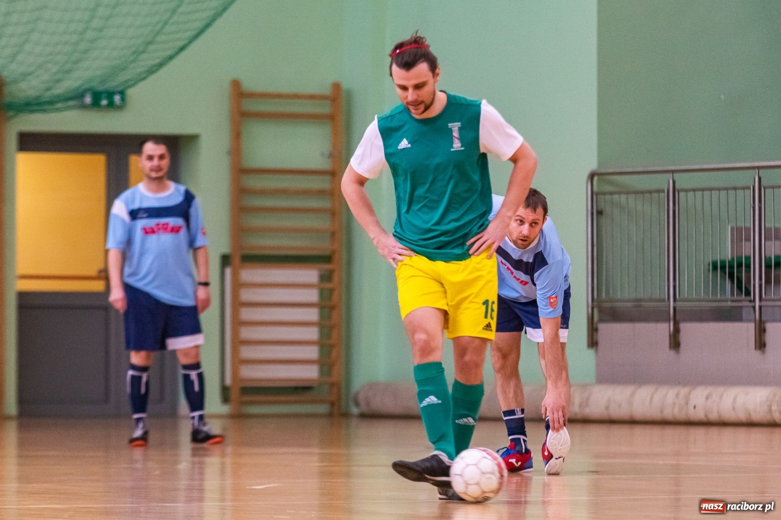 Zdjęcie w galerii na portalu naszraciborz.pl: V Memoriał im. Jana Staniendy. Sędziowie Podokręgu Racibórz znów najlepsi [FOTO] wiadomości z regionu