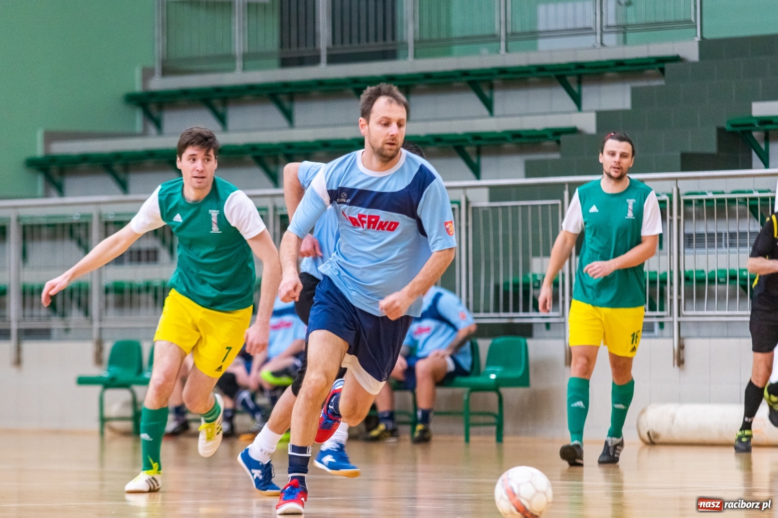 Zdjęcie w galerii na portalu naszraciborz.pl: V Memoriał im. Jana Staniendy. Sędziowie Podokręgu Racibórz znów najlepsi [FOTO] wiadomości z regionu