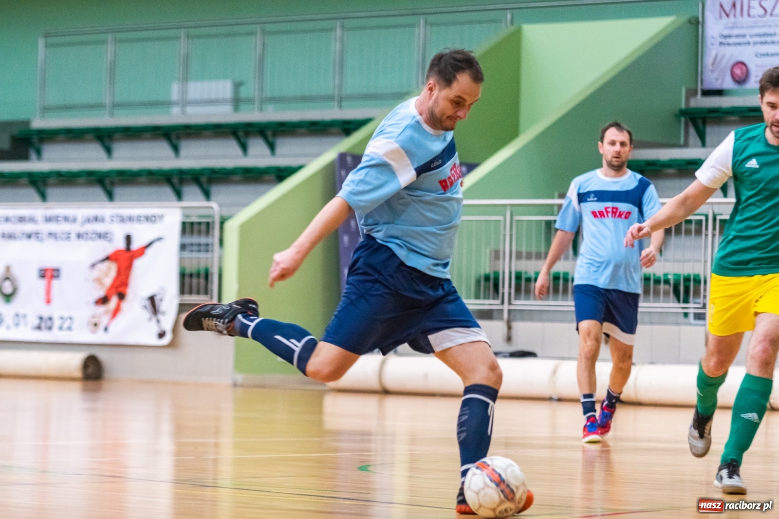 Zdjęcie w galerii na portalu naszraciborz.pl: V Memoriał im. Jana Staniendy. Sędziowie Podokręgu Racibórz znów najlepsi [FOTO] wiadomości z regionu