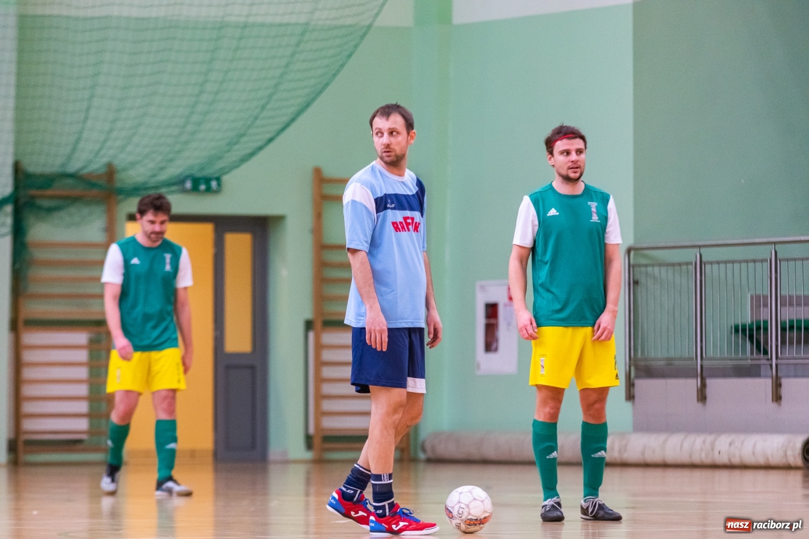 Zdjęcie w galerii na portalu naszraciborz.pl: V Memoriał im. Jana Staniendy. Sędziowie Podokręgu Racibórz znów najlepsi [FOTO] wiadomości z regionu