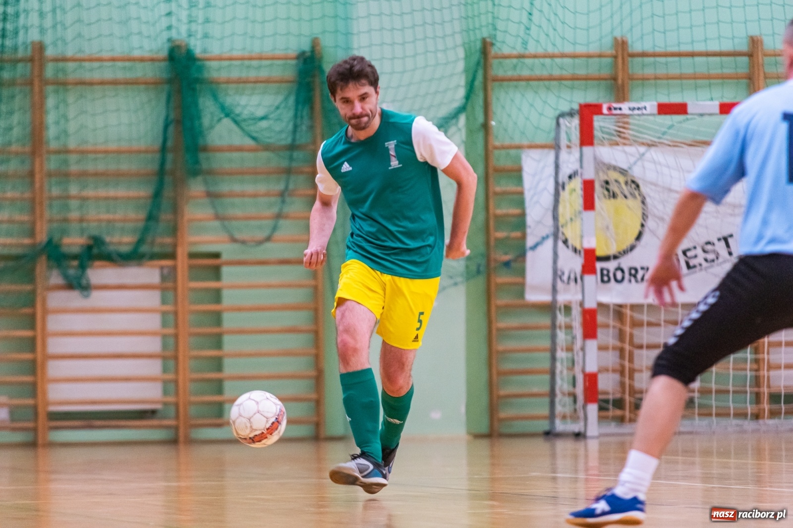 Zdjęcie w galerii na portalu naszraciborz.pl: V Memoriał im. Jana Staniendy. Sędziowie Podokręgu Racibórz znów najlepsi [FOTO] wiadomości z regionu