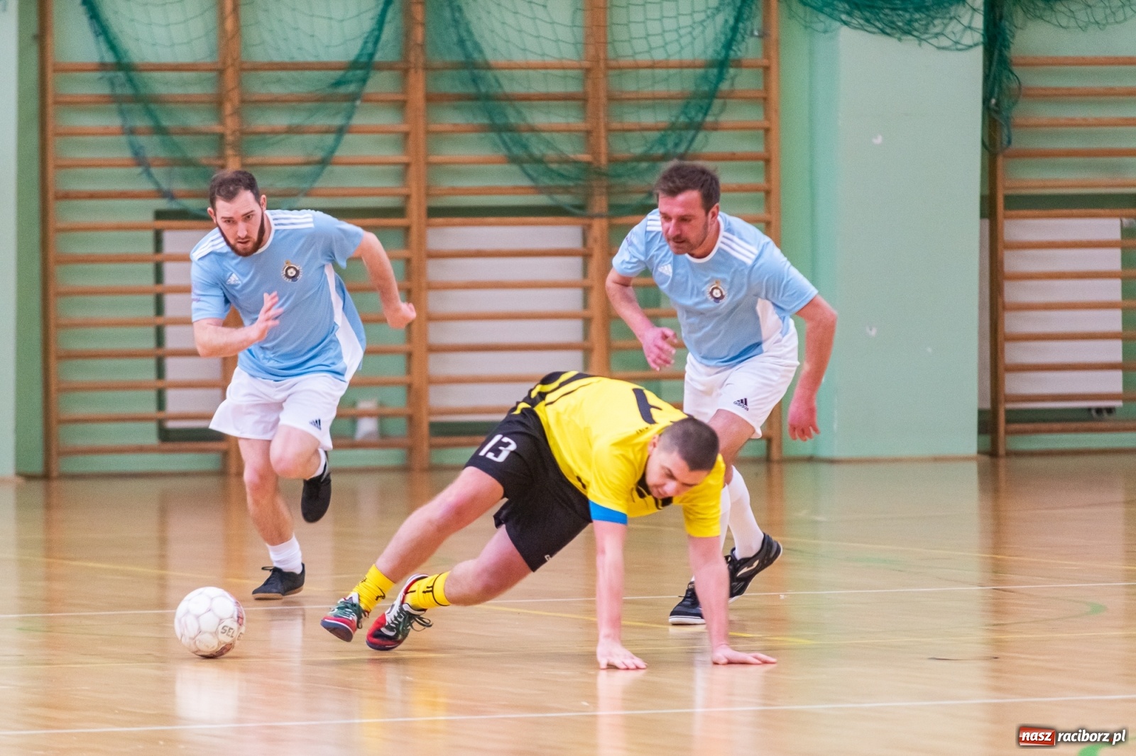 Zdjęcie w galerii na portalu naszraciborz.pl: V Memoriał im. Jana Staniendy. Sędziowie Podokręgu Racibórz znów najlepsi [FOTO] wiadomości z regionu