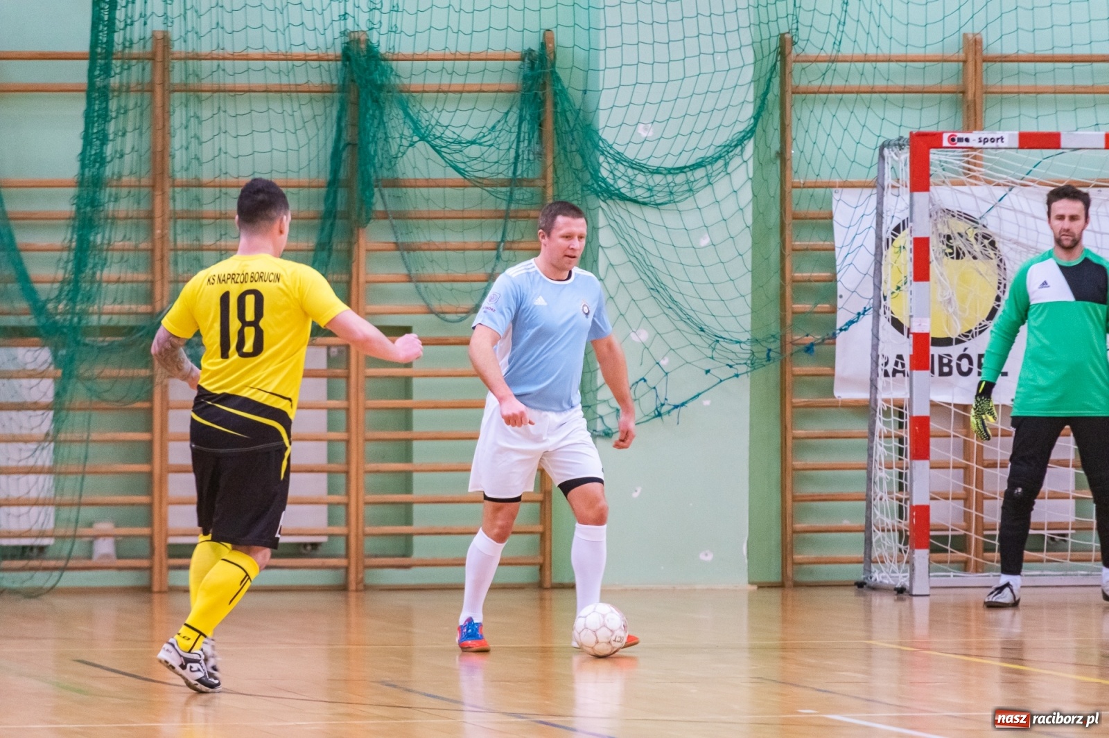 Zdjęcie w galerii na portalu naszraciborz.pl: V Memoriał im. Jana Staniendy. Sędziowie Podokręgu Racibórz znów najlepsi [FOTO] wiadomości z regionu