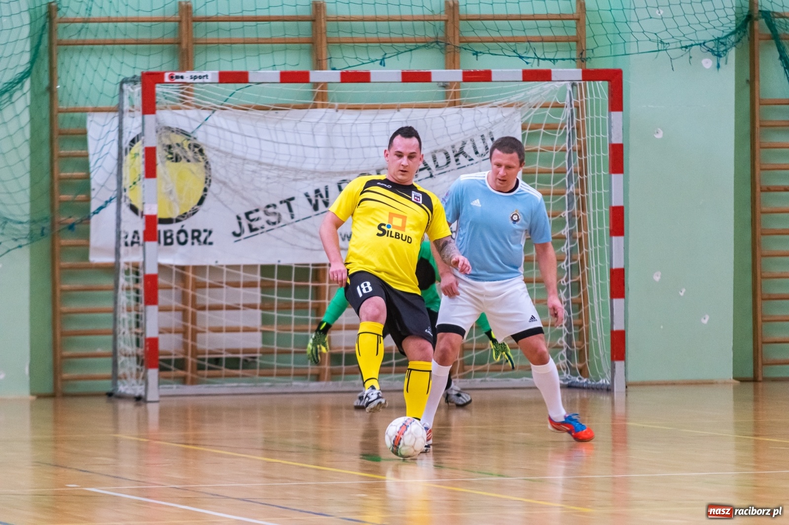 Zdjęcie w galerii na portalu naszraciborz.pl: V Memoriał im. Jana Staniendy. Sędziowie Podokręgu Racibórz znów najlepsi [FOTO] wiadomości z regionu