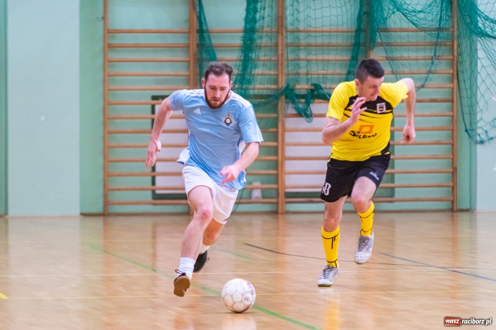 Zdjęcie w galerii na portalu naszraciborz.pl: V Memoriał im. Jana Staniendy. Sędziowie Podokręgu Racibórz znów najlepsi [FOTO] wiadomości z regionu