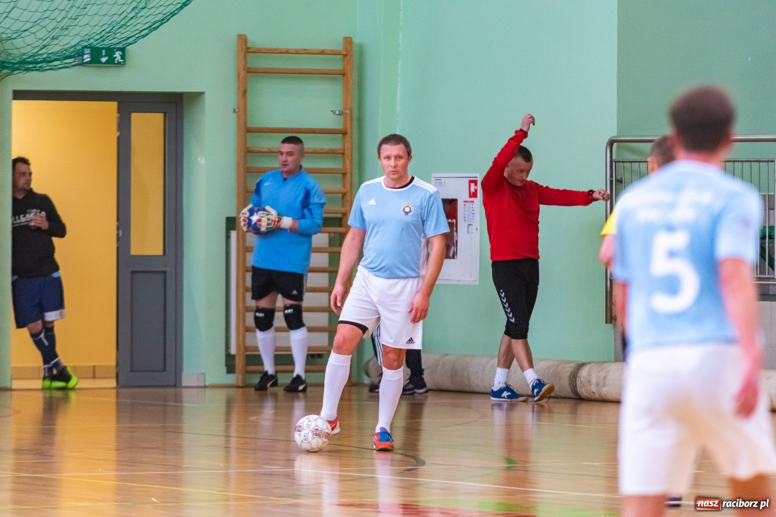 Zdjęcie w galerii na portalu naszraciborz.pl: V Memoriał im. Jana Staniendy. Sędziowie Podokręgu Racibórz znów najlepsi [FOTO] wiadomości z regionu