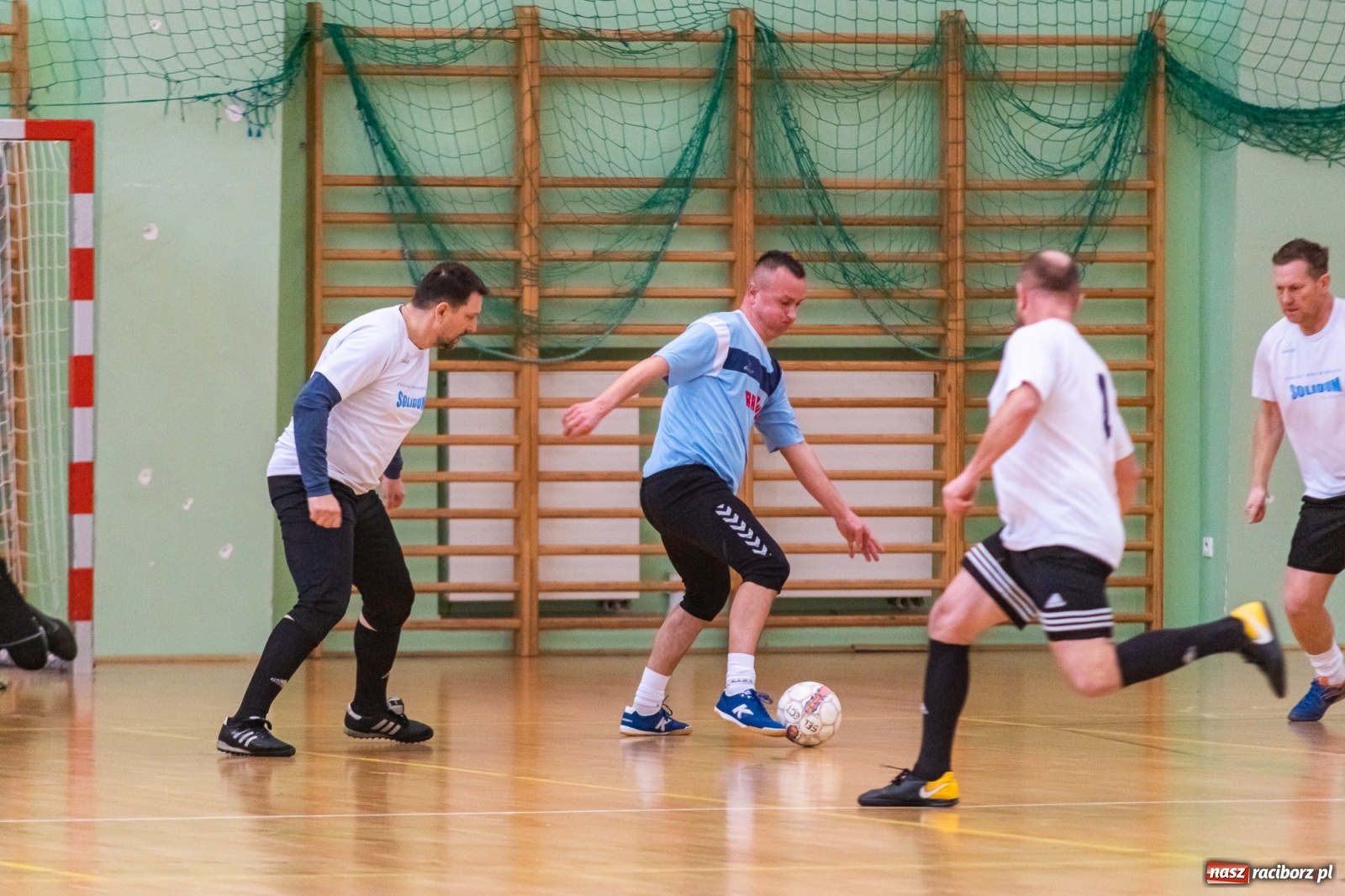 Zdjęcie w galerii na portalu naszraciborz.pl: V Memoriał im. Jana Staniendy. Sędziowie Podokręgu Racibórz znów najlepsi [FOTO] wiadomości z regionu