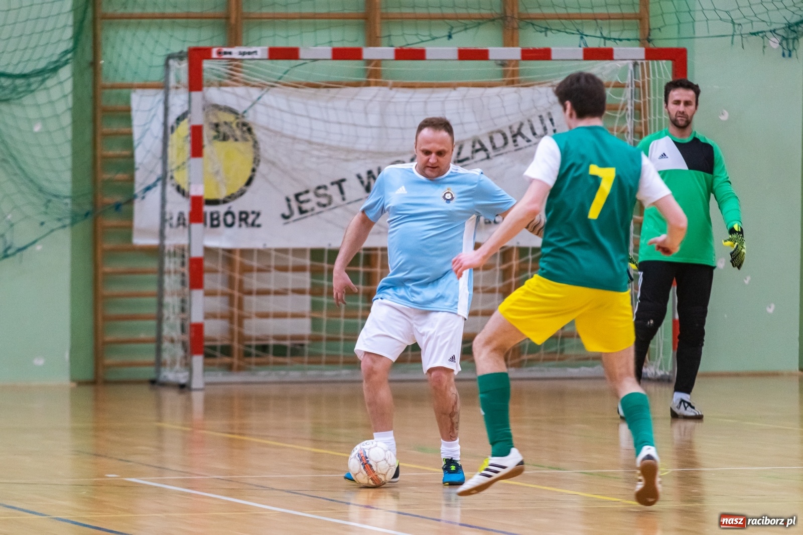 Zdjęcie w galerii na portalu naszraciborz.pl: V Memoriał im. Jana Staniendy. Sędziowie Podokręgu Racibórz znów najlepsi [FOTO] wiadomości z regionu