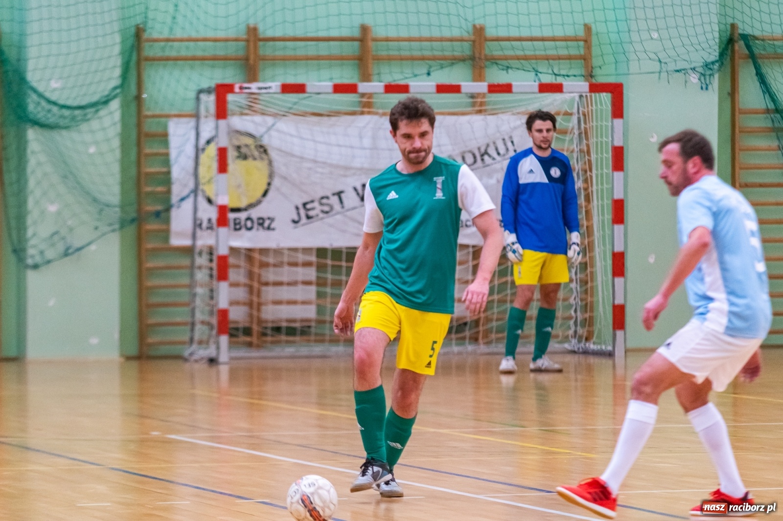 Zdjęcie w galerii na portalu naszraciborz.pl: V Memoriał im. Jana Staniendy. Sędziowie Podokręgu Racibórz znów najlepsi [FOTO] wiadomości z regionu
