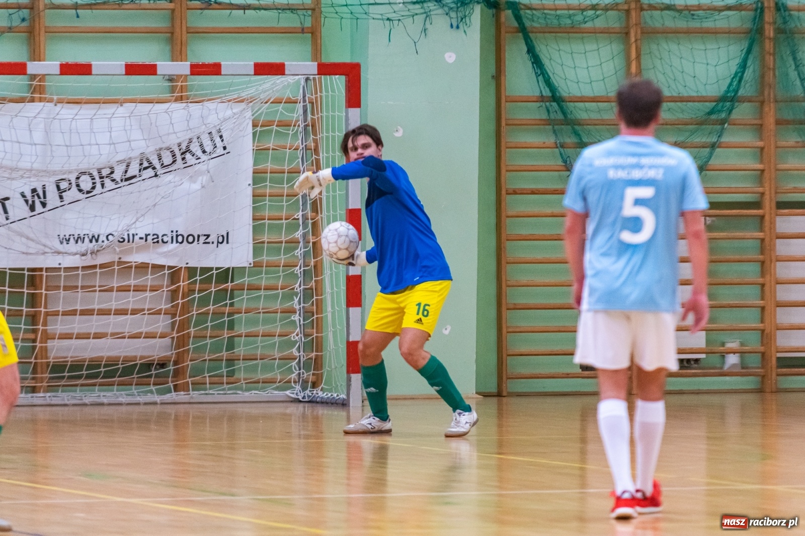 Zdjęcie w galerii na portalu naszraciborz.pl: V Memoriał im. Jana Staniendy. Sędziowie Podokręgu Racibórz znów najlepsi [FOTO] wiadomości z regionu