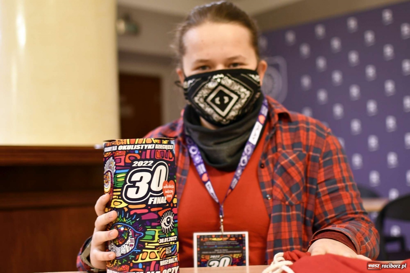 Zdjęcie w galerii na portalu naszraciborz.pl: 30 finał WOŚP. Kwestuje około stu wolontariuszy. Będzie relacja w TVN z Raciborza wiadomości z regionu