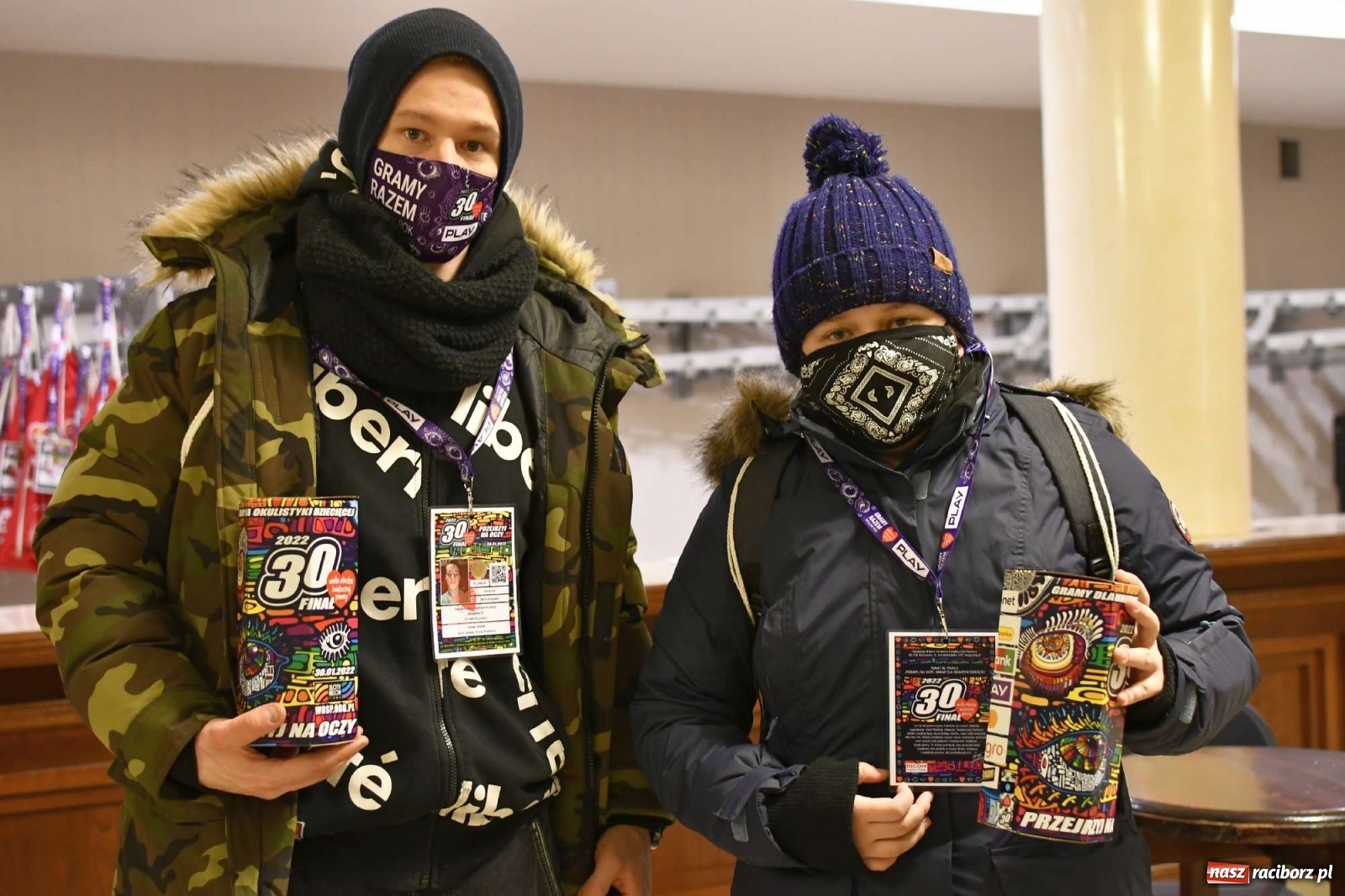 Zdjęcie w galerii na portalu naszraciborz.pl: 30 finał WOŚP. Kwestuje około stu wolontariuszy. Będzie relacja w TVN z Raciborza wiadomości z regionu