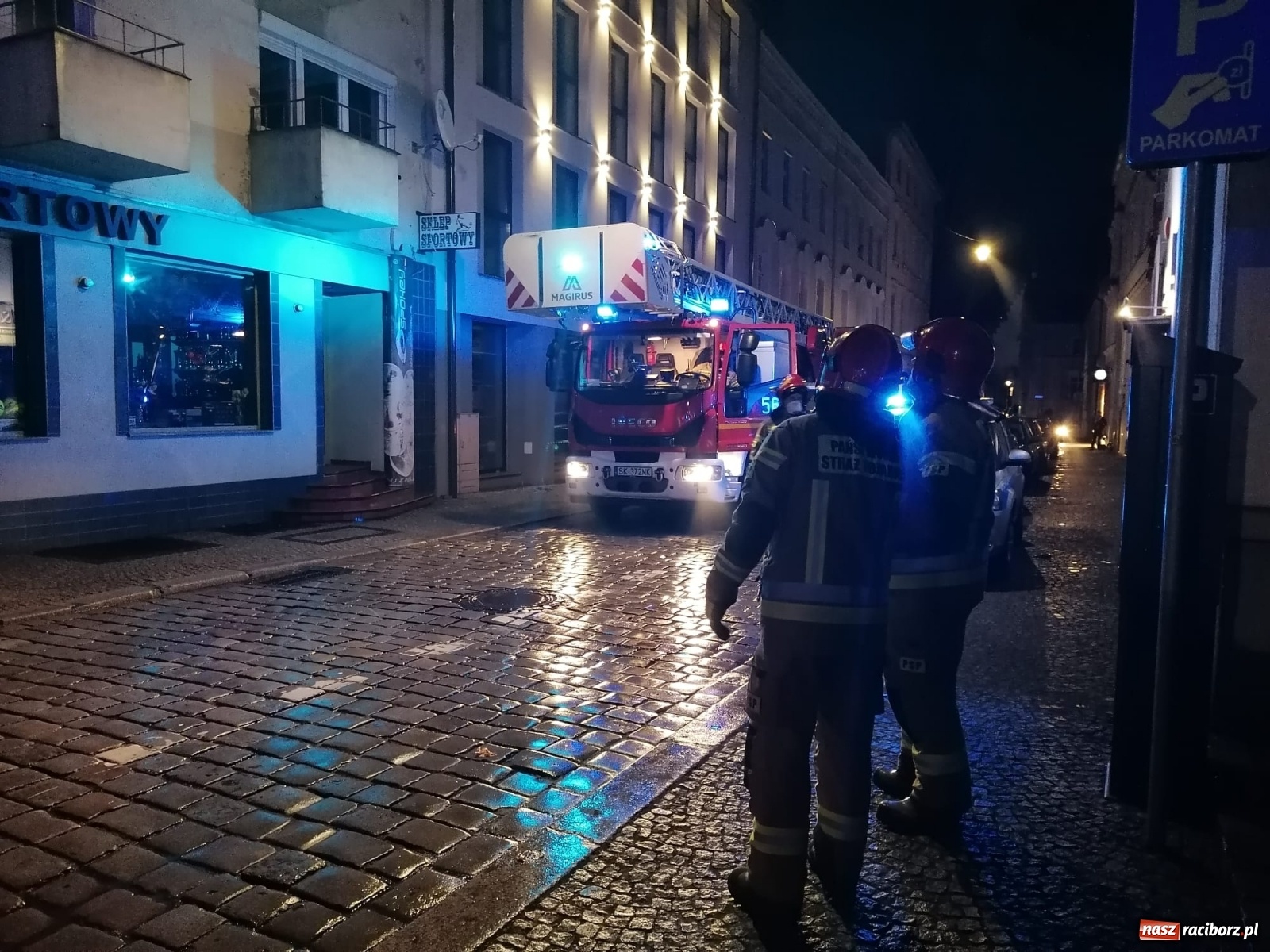 Zdjęcie w galerii na portalu naszraciborz.pl: Cztery zastępy w akcji na Chopina w Raciborzu [FOTO i WIDEO] wiadomości z regionu